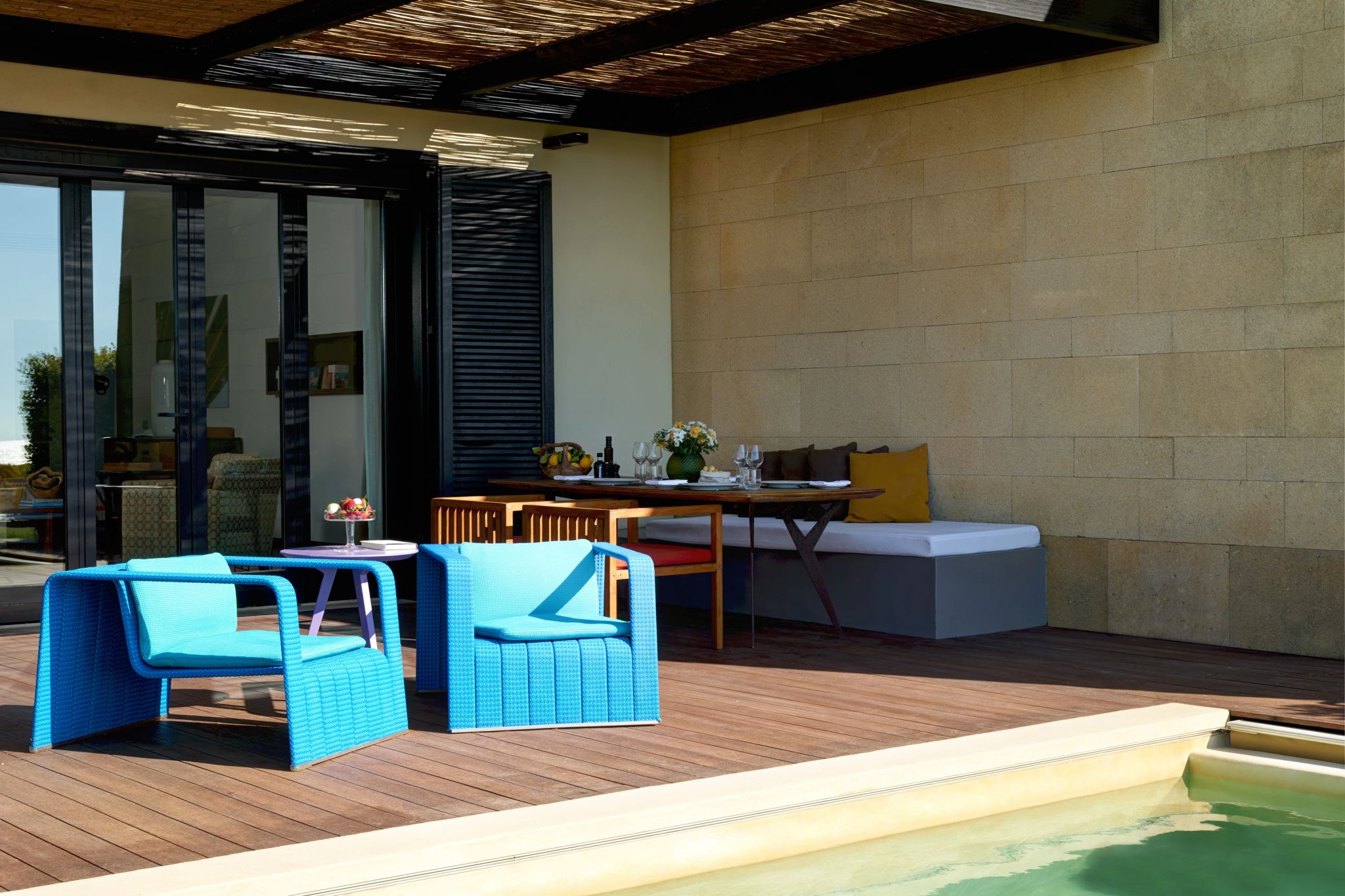 Peonia Suite with Pool arquitetura moderna - terraço privativo – area externa suite  - piscina ao ar livre