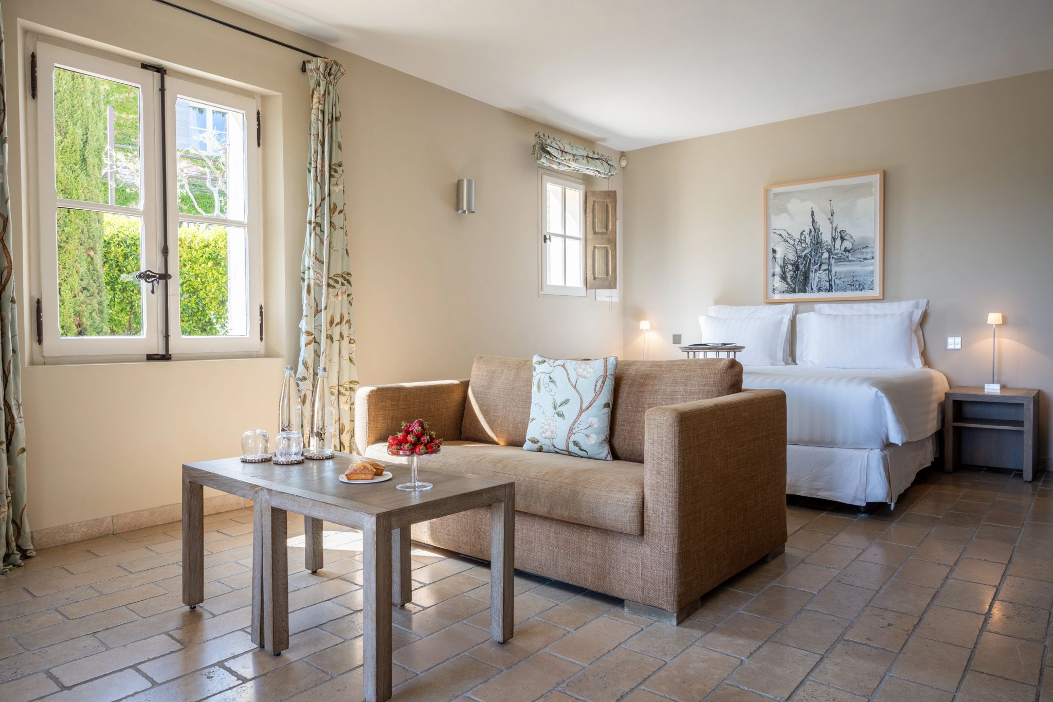 Charming quarto com sofa – quarto casal – quarto de hotel - decoraçao classica