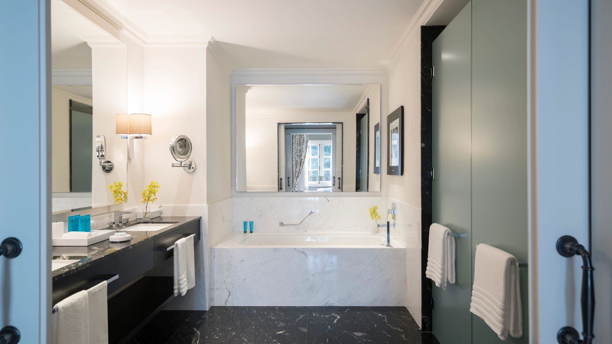 Deluxe Double Double Banheira banheiro do deluxe - banheira de imersao - pia dupla