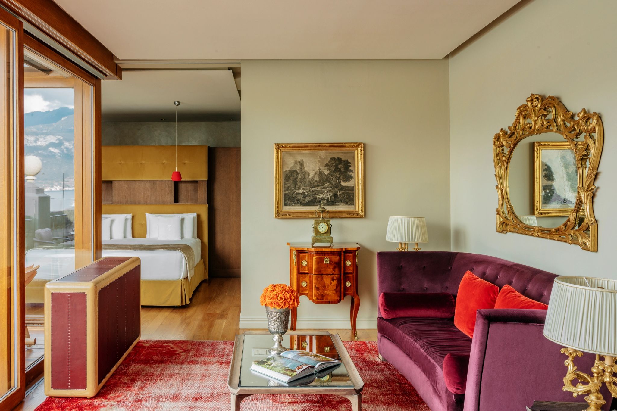 Rooftop Front Suite sala de estar– sofa chique – arquitetura classica