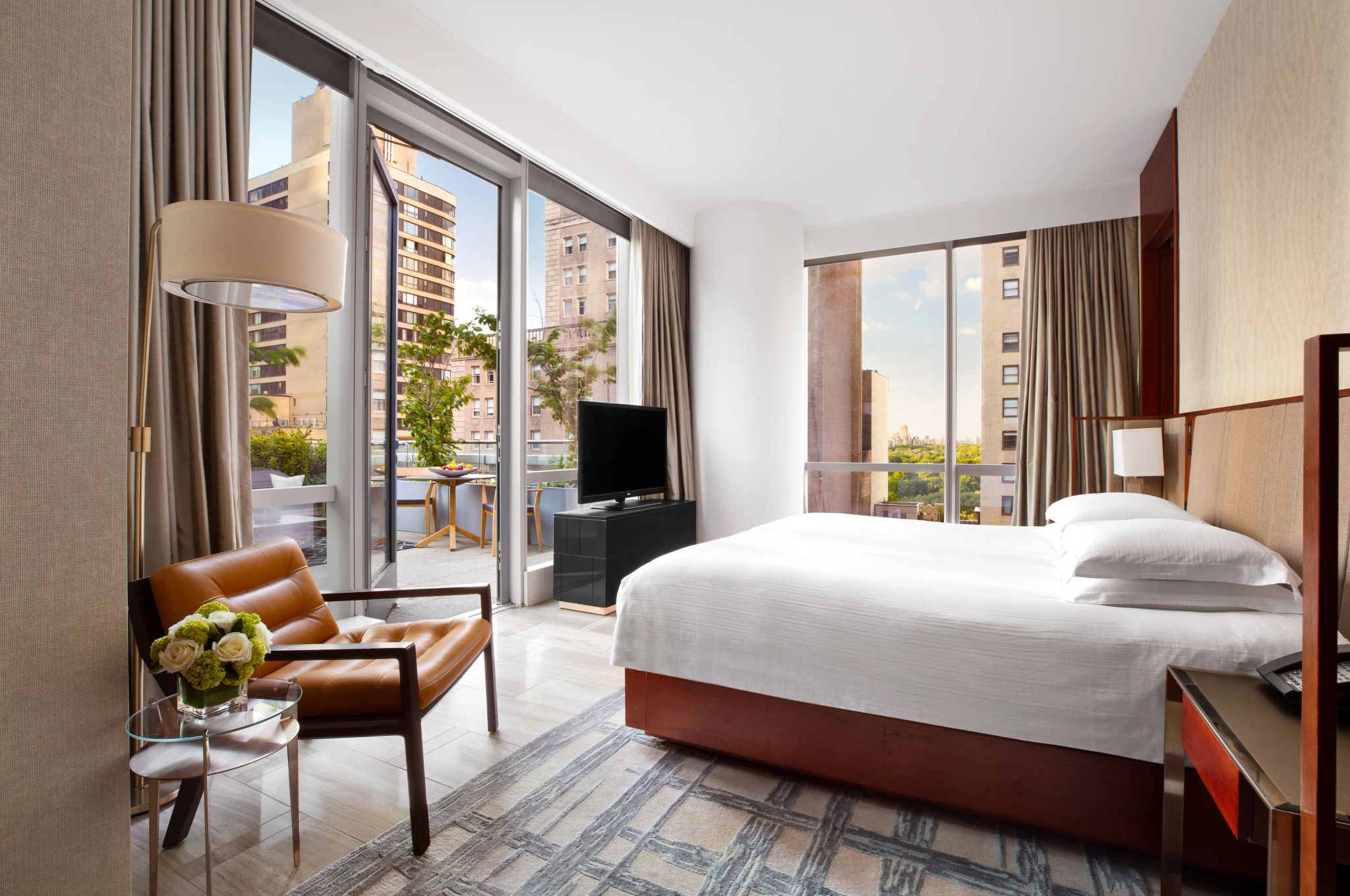 suite com terraço - suite arejada - suite ampla - suite de luxo - terraço privativo