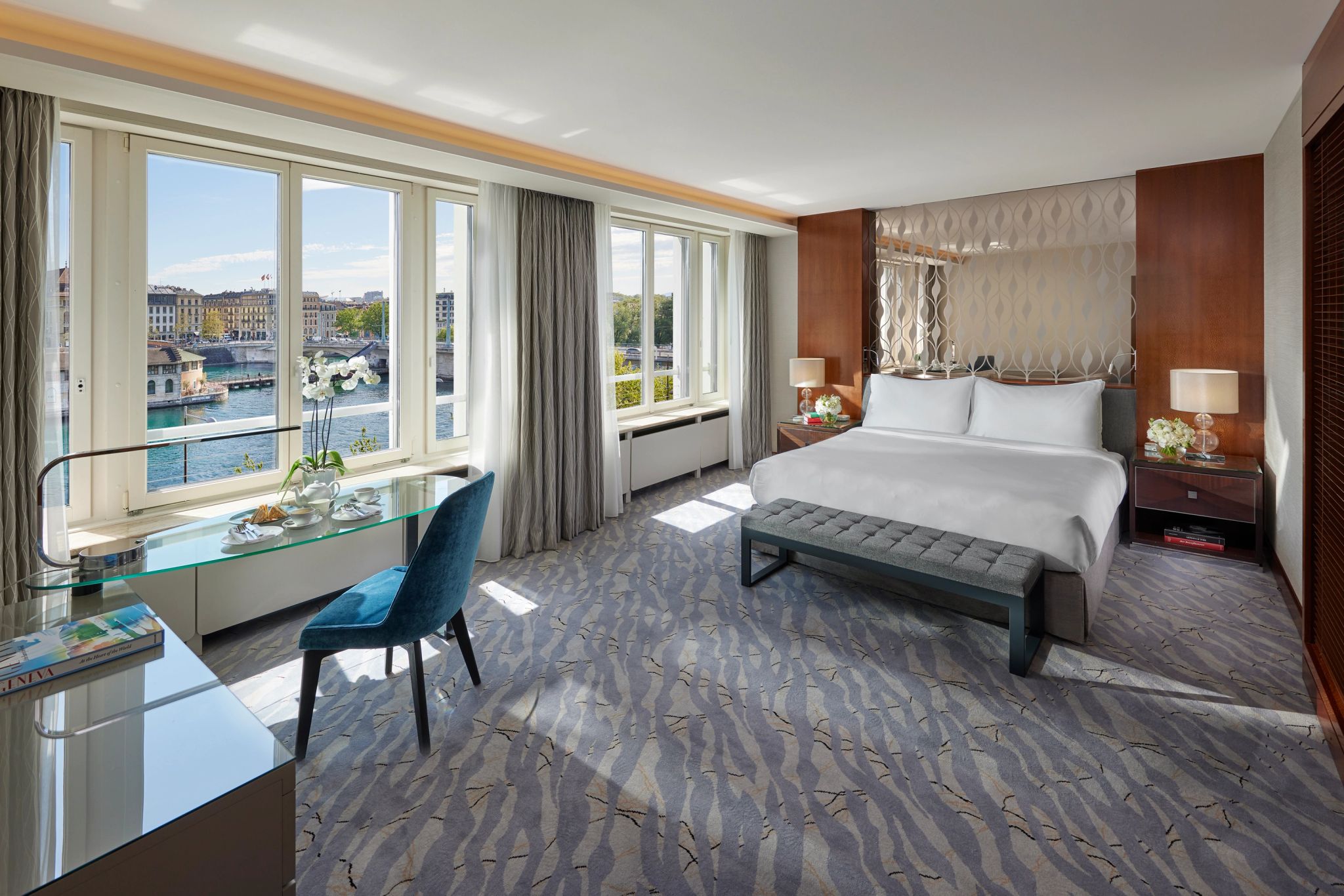 suite premium - cama de casal - vista rio