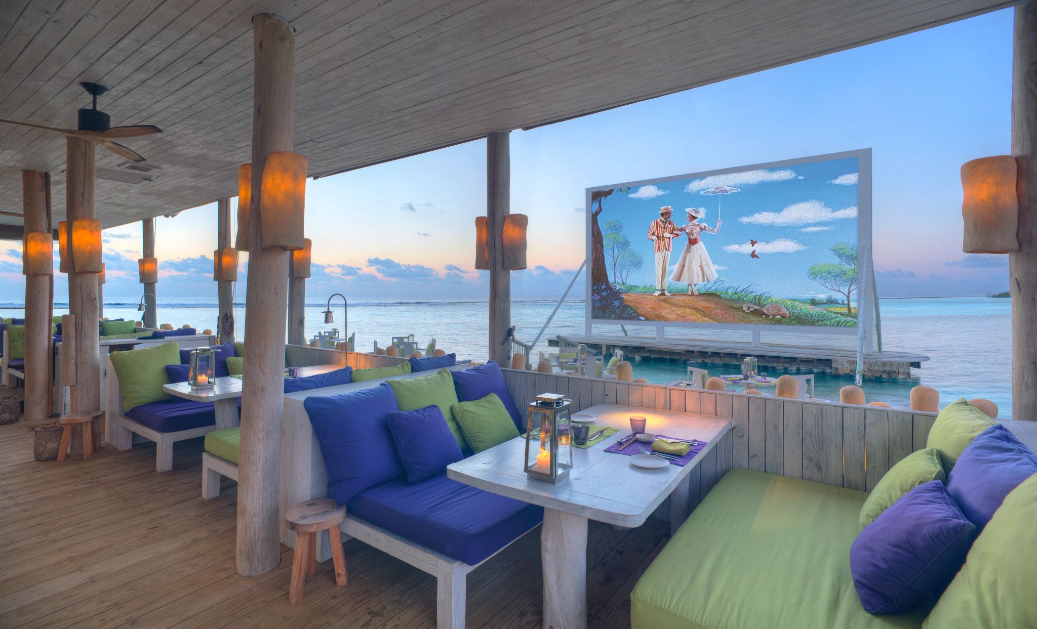 Restaurante Director_s Cut and Cinema Paradiso resataurante beira mar - restaurante frutos do mar - vista mar