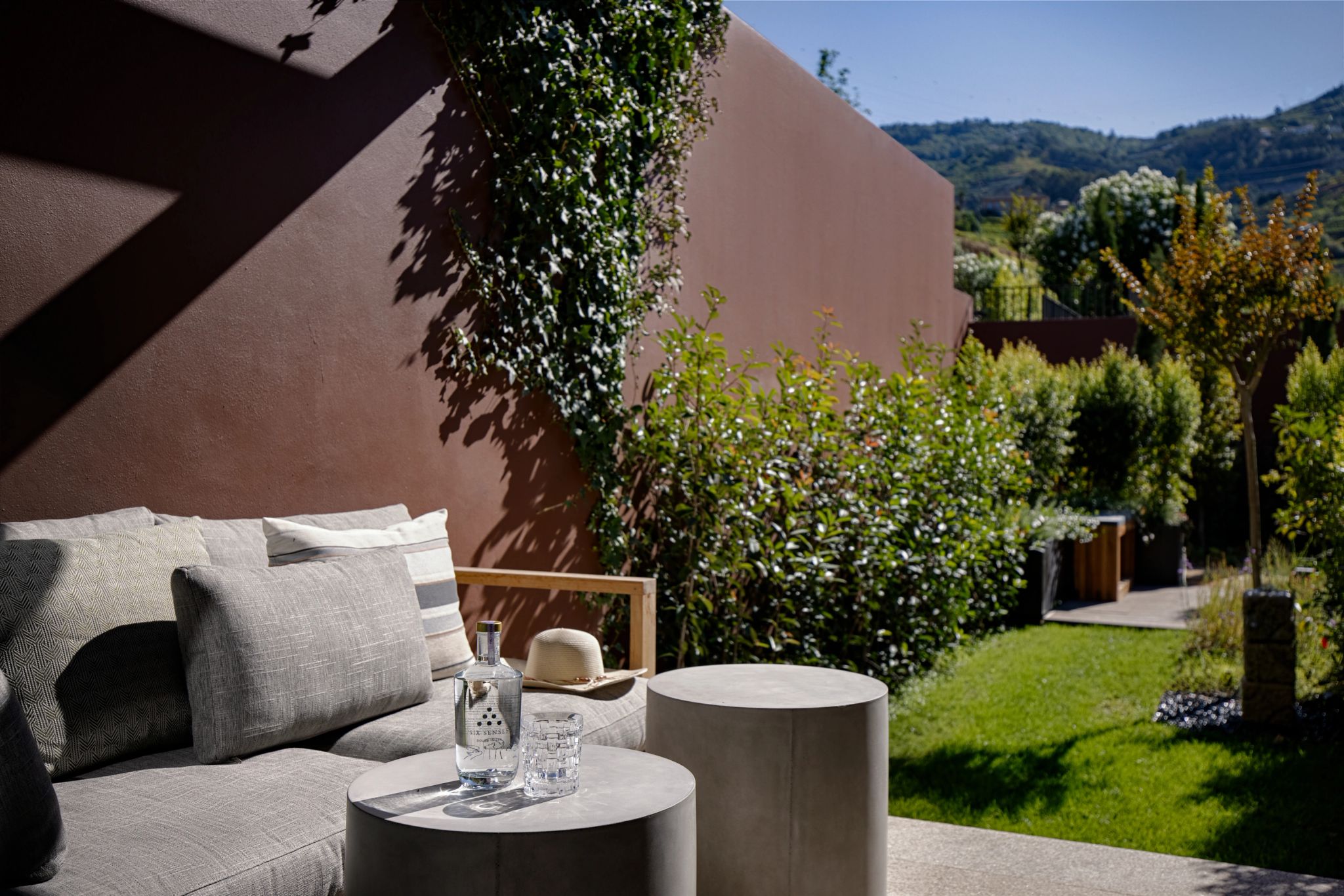 Valley Garden Suite terraco mobiliado - varanda premium - espaco privativo