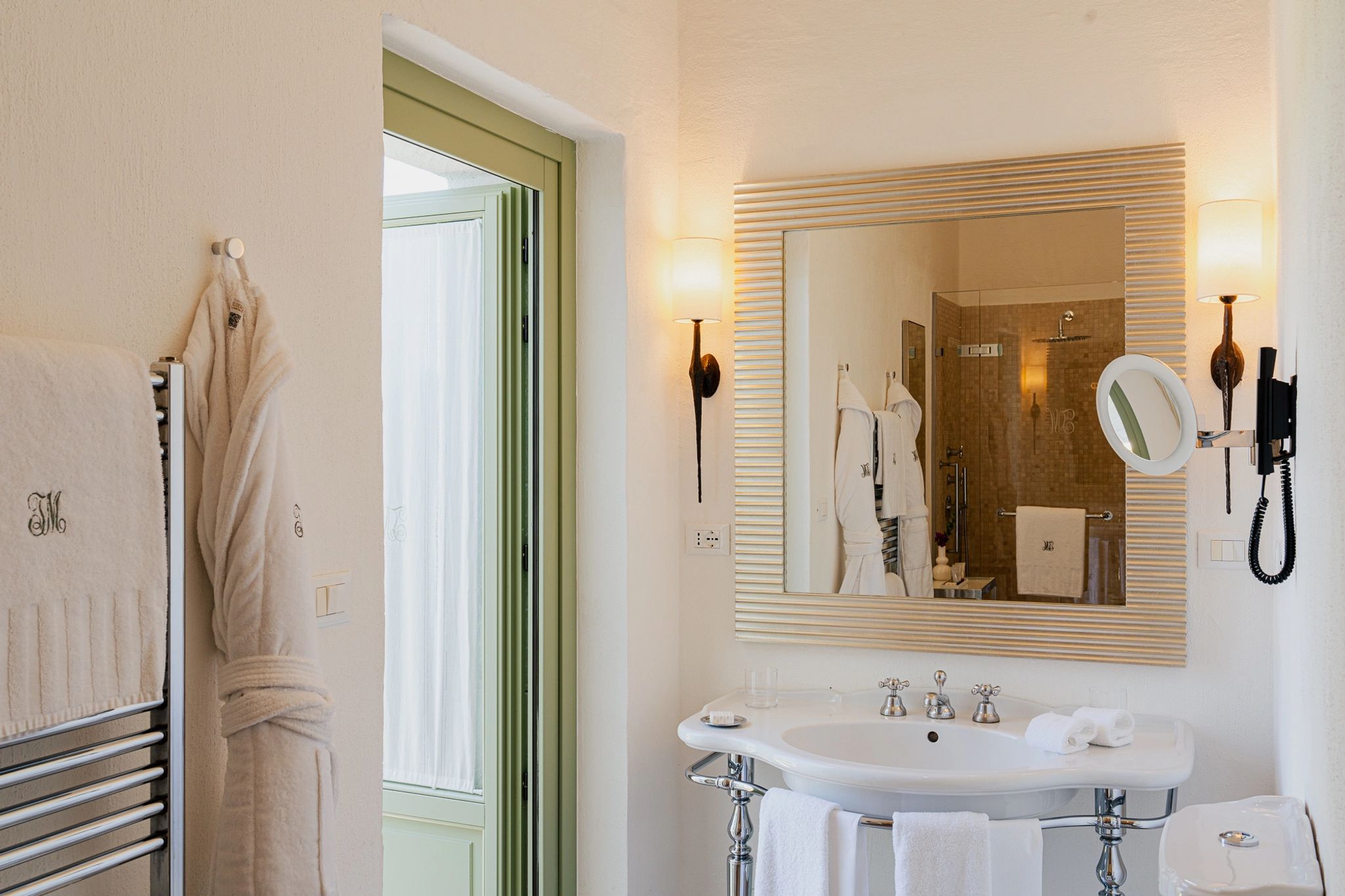 Superior Room banheiro amplo - banheiro - banheiro de luxo - banheiro em marmore