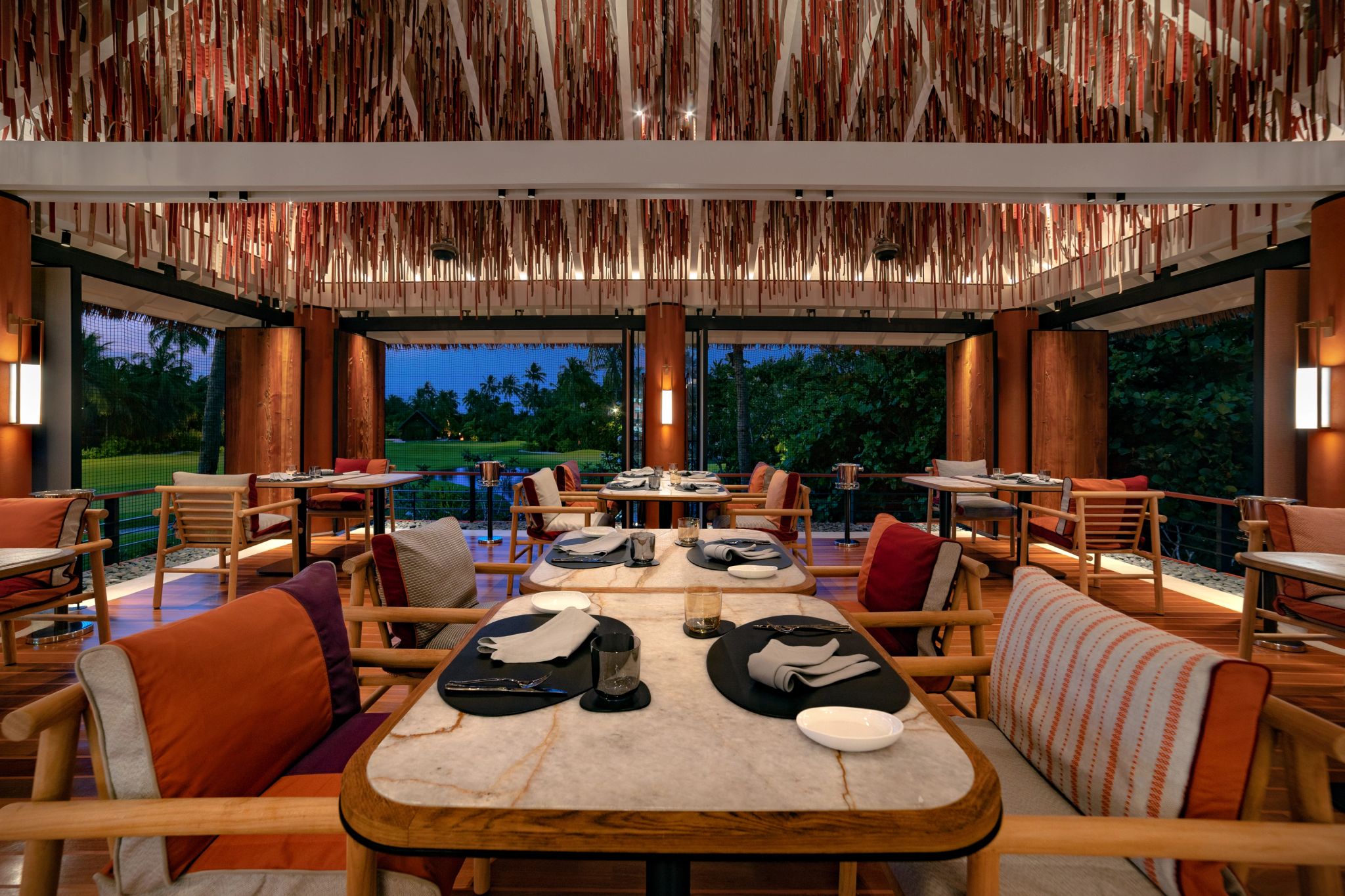 alta gastronomia – restaurante faiy maldivas – design acolhedor