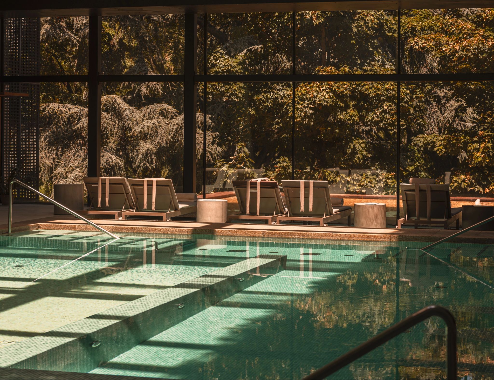 Piscina Spa piscina coberta aquecida - design interior spa - relaxamento hotel