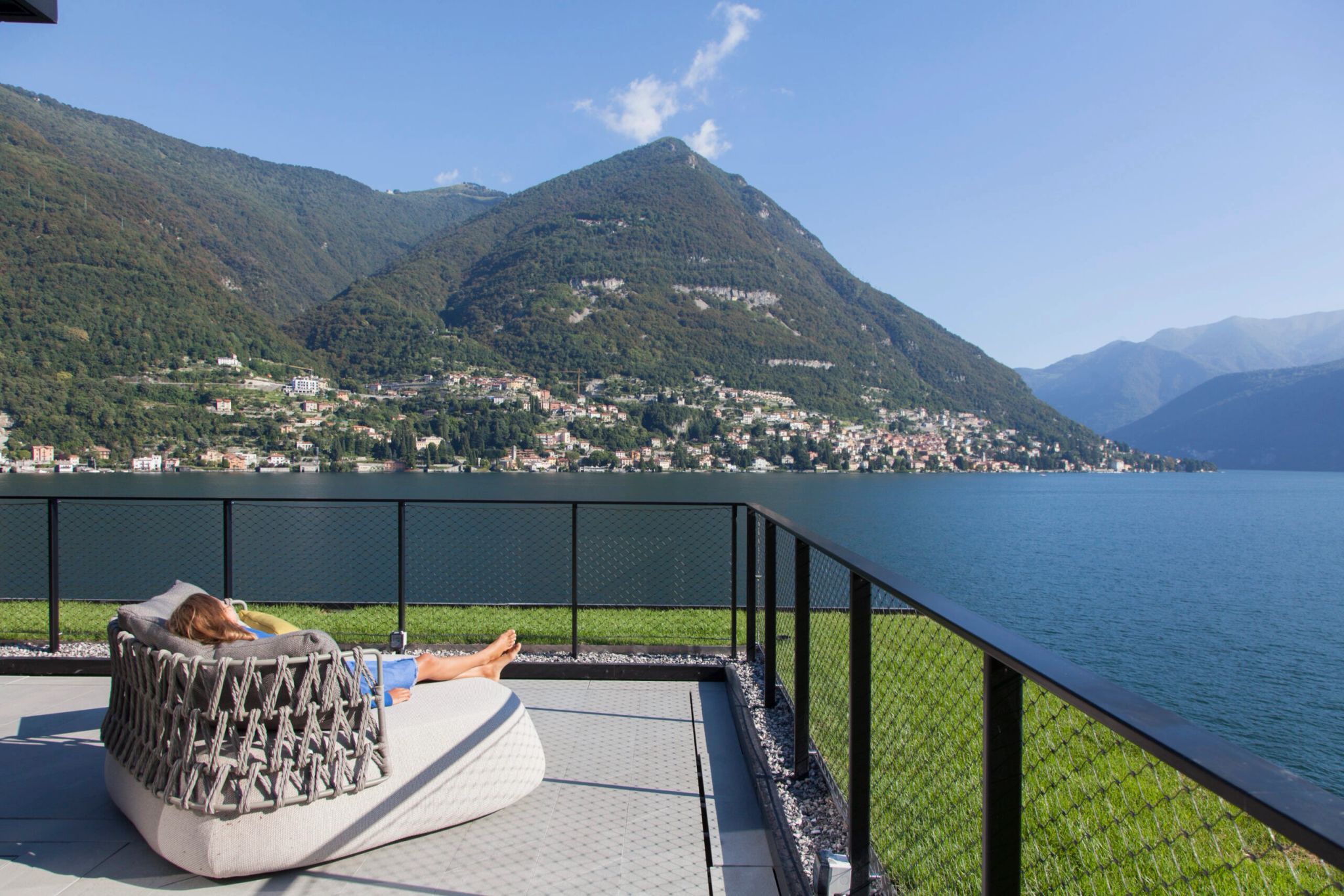 terraço cobertura – terraço vista lago di como – suite de luxo