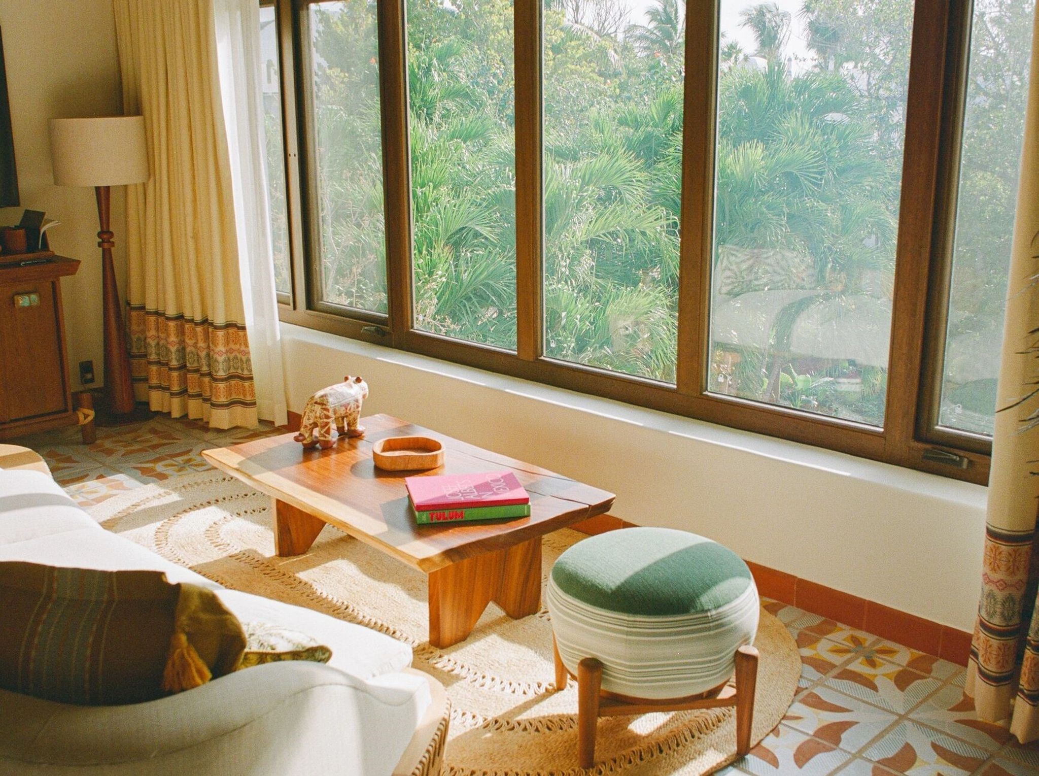 Wellness Suite sala de estar – sala com vista – vista para a natureza