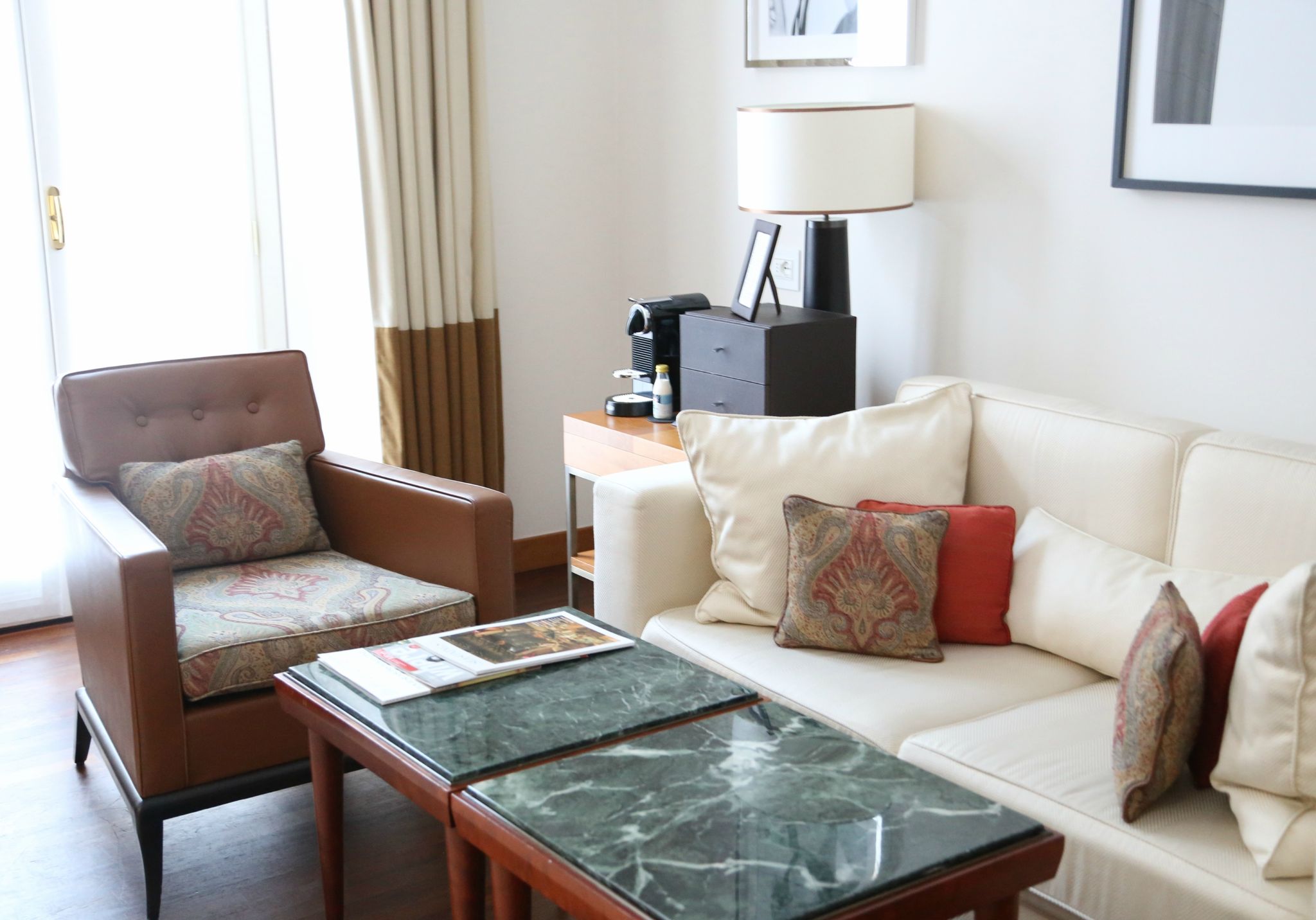 Premium Twin premium twin - premium room - quarto com sala - sala de estar