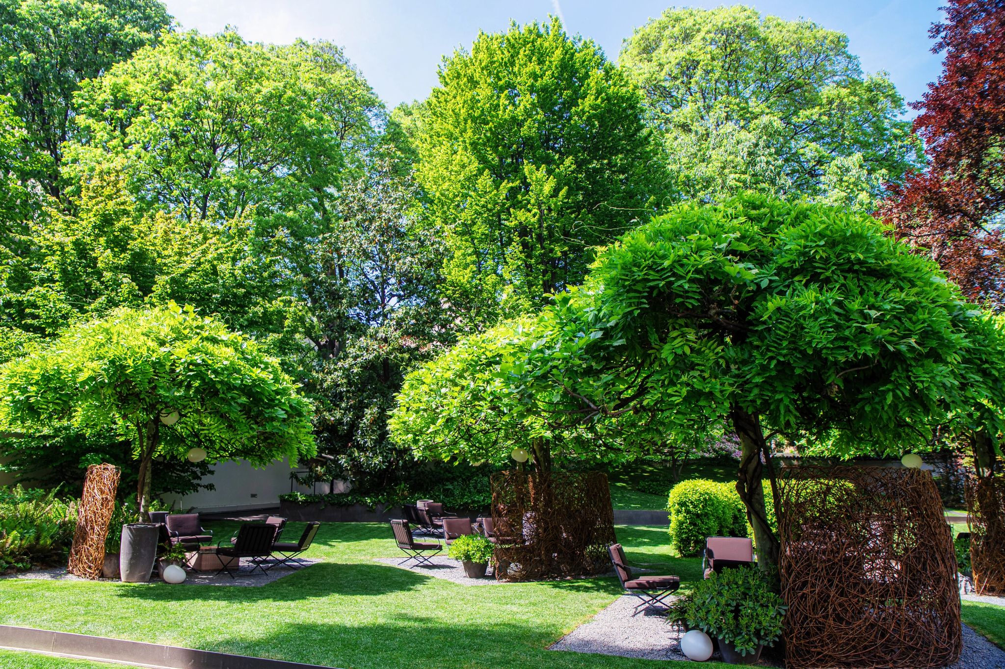 jardim de luxo - hotel com jardim - area ao ar livre - atividades ao ar livre - lazer em milao