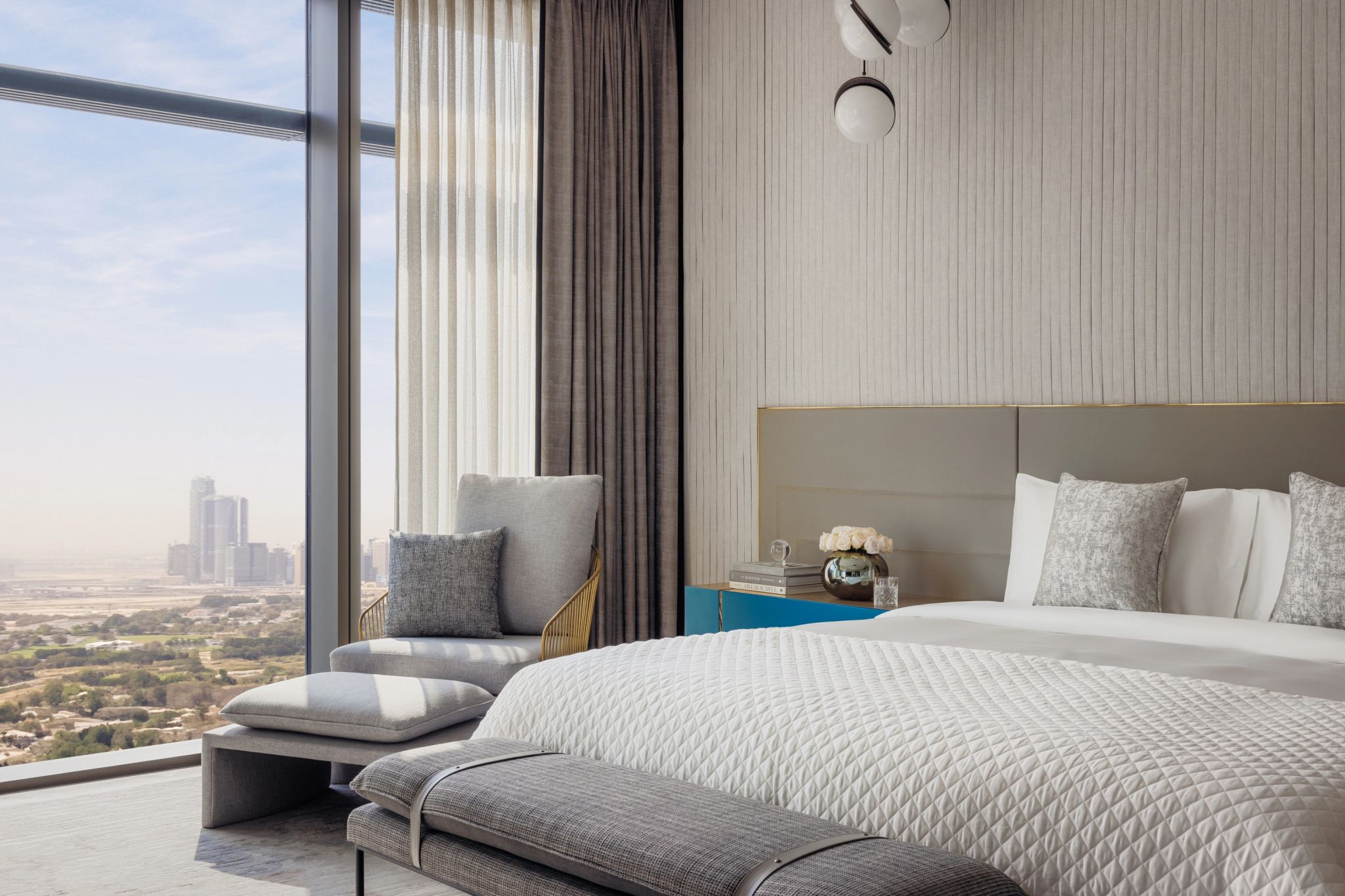 suite vista dubai – suite casal – suite ampla