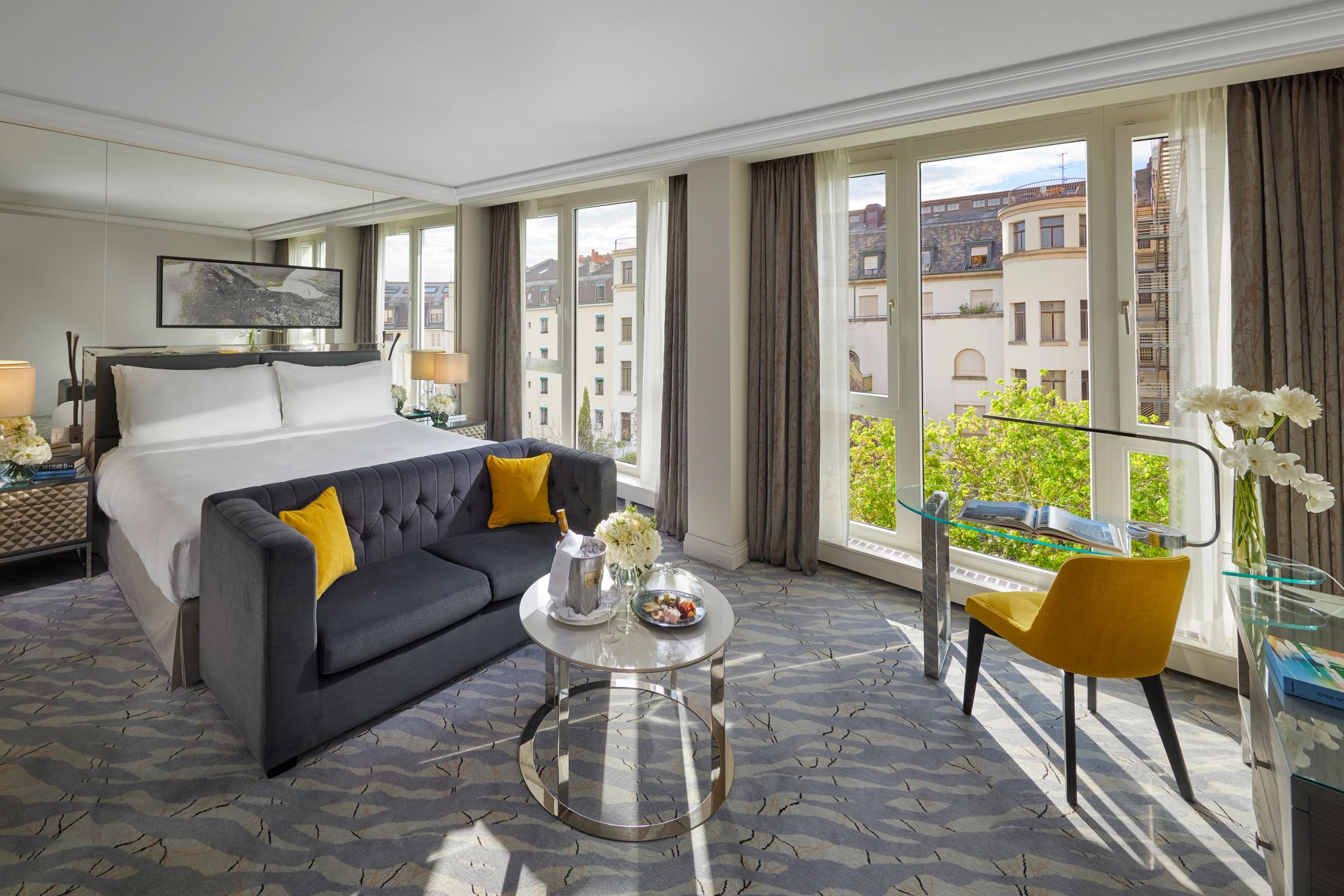 quarto de luxo - cama de casal - vista panoramica