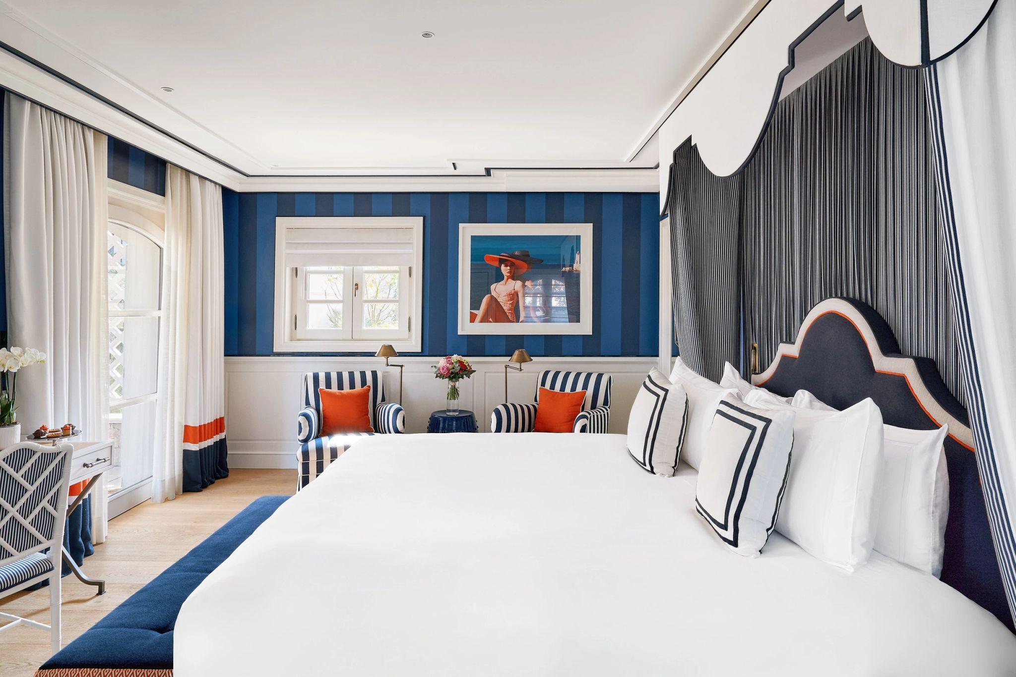 cama king size - decoracao premium - quarto amplo