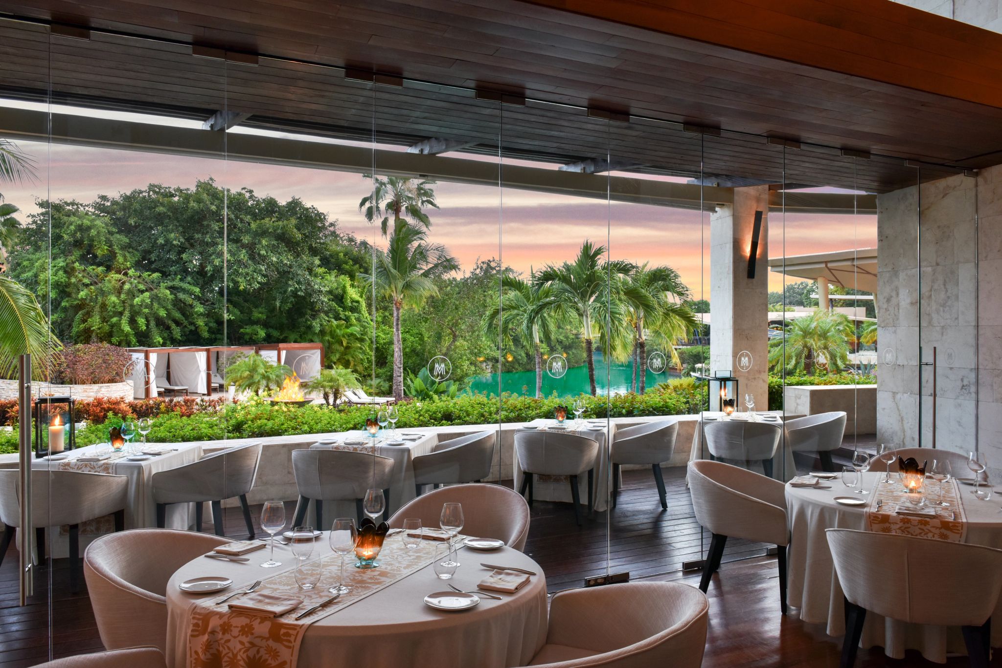 jantar com vista – restaurante de luxo – alta gastronomia