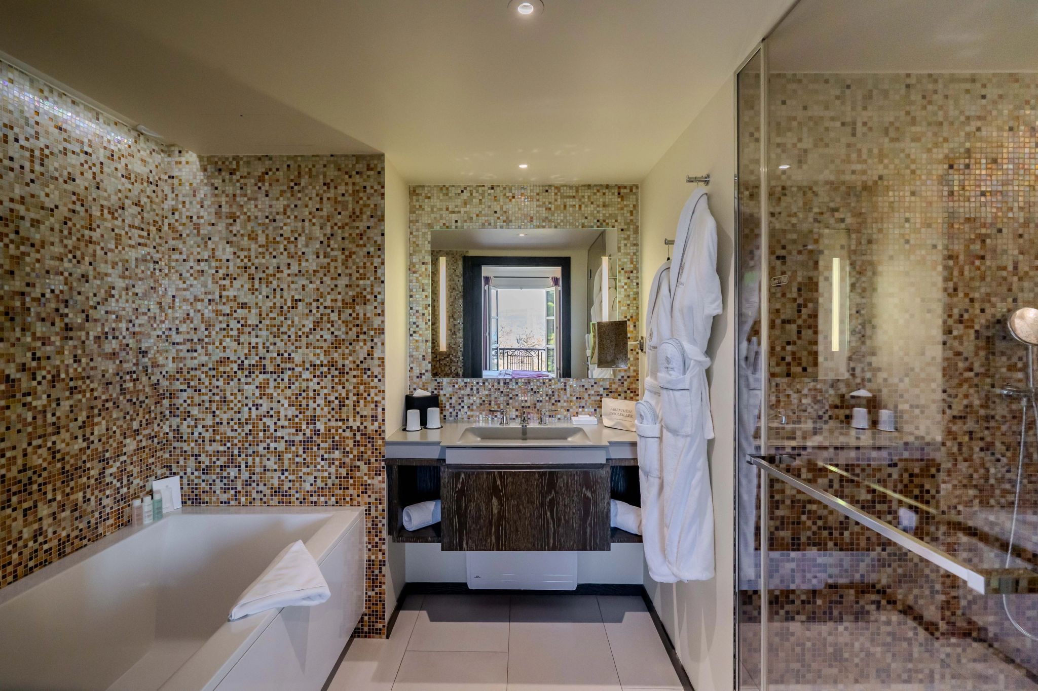 Junior Suite banheiro da suite - banho premium - banheira de luxo