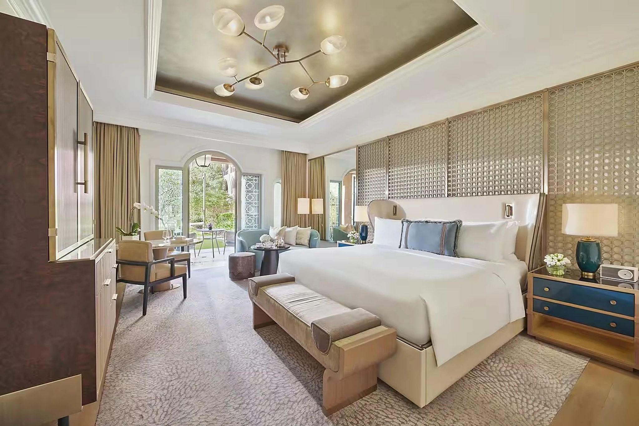 Deluxe Garden Terrace King quarto de luxo - quarto casal - cama king - quarto com terraço