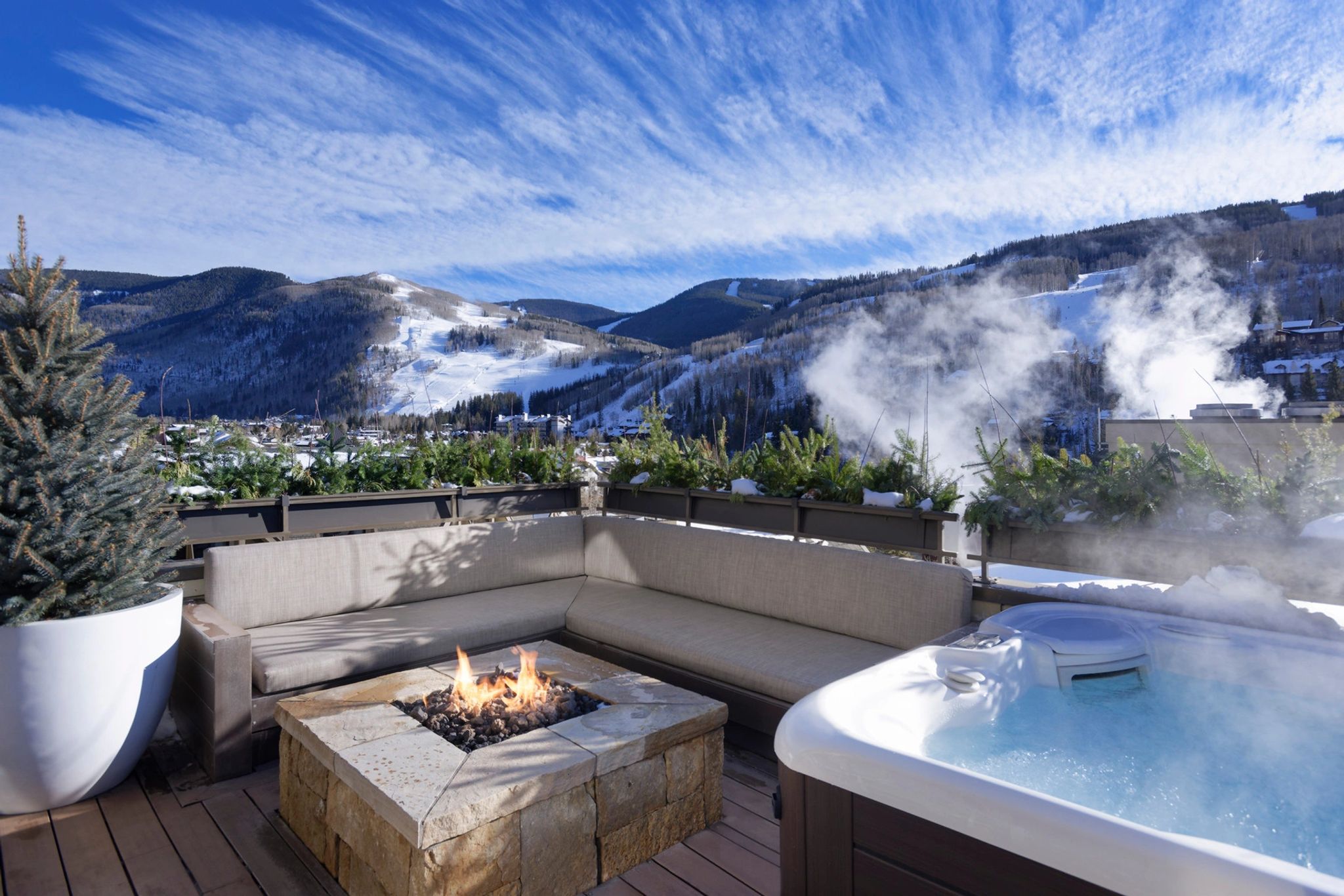 vista aerea - vista montanha - jacuzzi ao ar livre - jacuzzi - terraço privativo