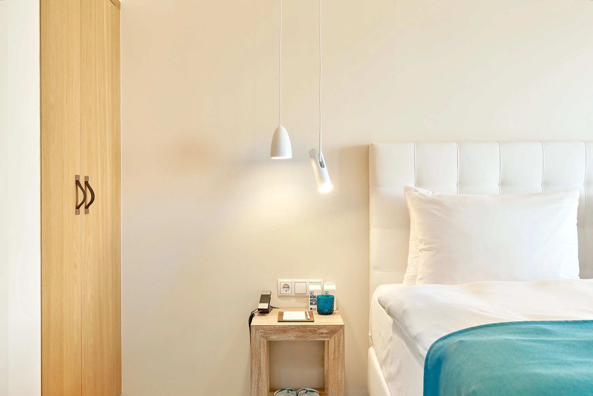 suite premium – decoracao moderna – cama de casal