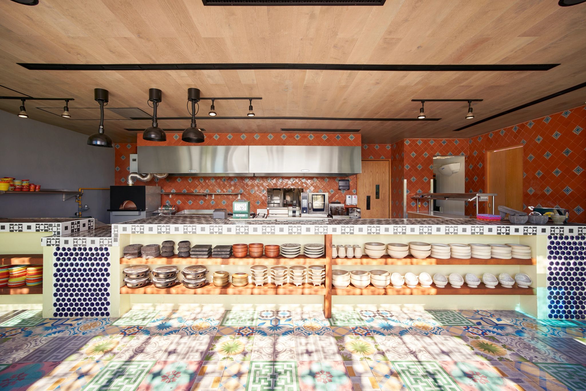 Restaurante El Barrio cozinha gourmet - decoraçao mexicana – alta gastronomia - cozinha aberta