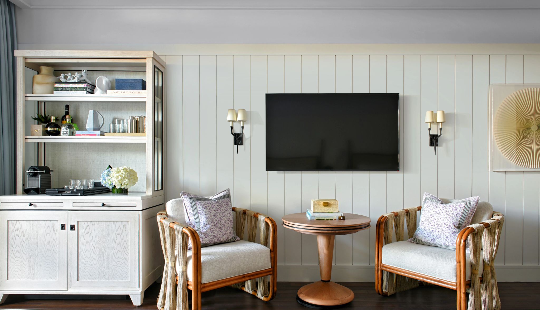 sala de estar – quarto de luxo – amenidades moderna - quarto camas queen