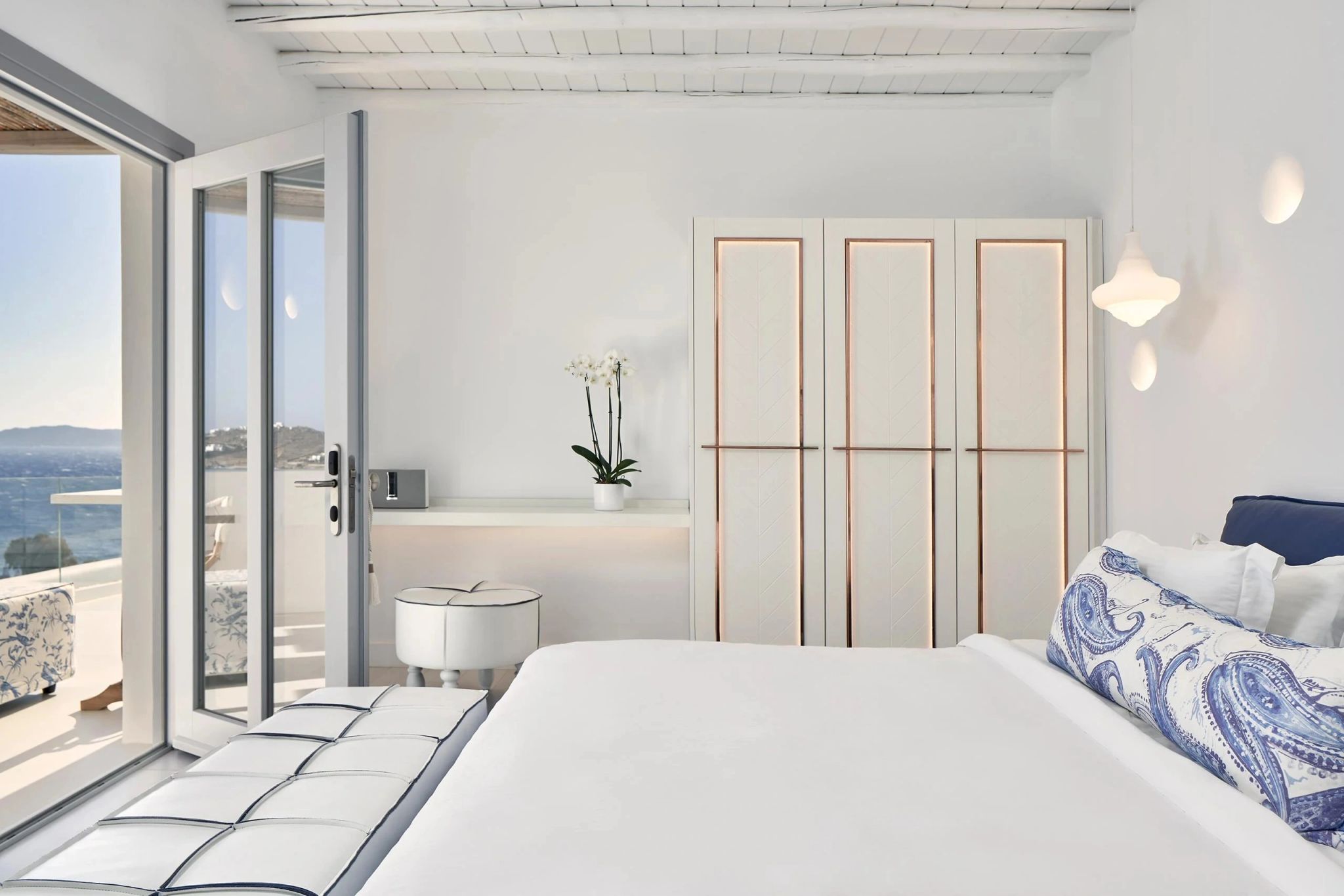 Superior Double Open Air Jetted Tub Sea View suite vista mar - suite moderna - design grego