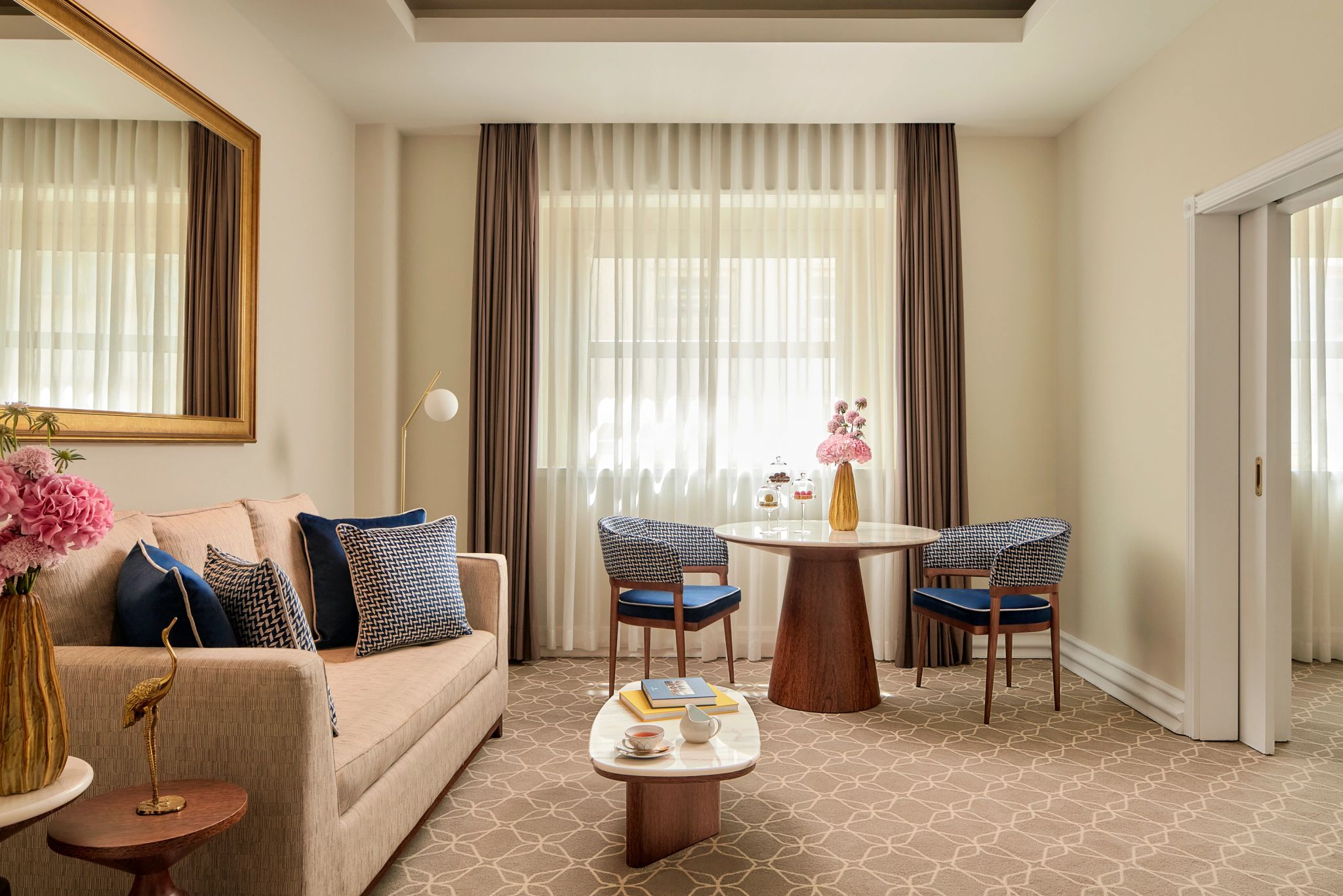 Suite Premium sala de estar - sofa de luxo - decoracao premium