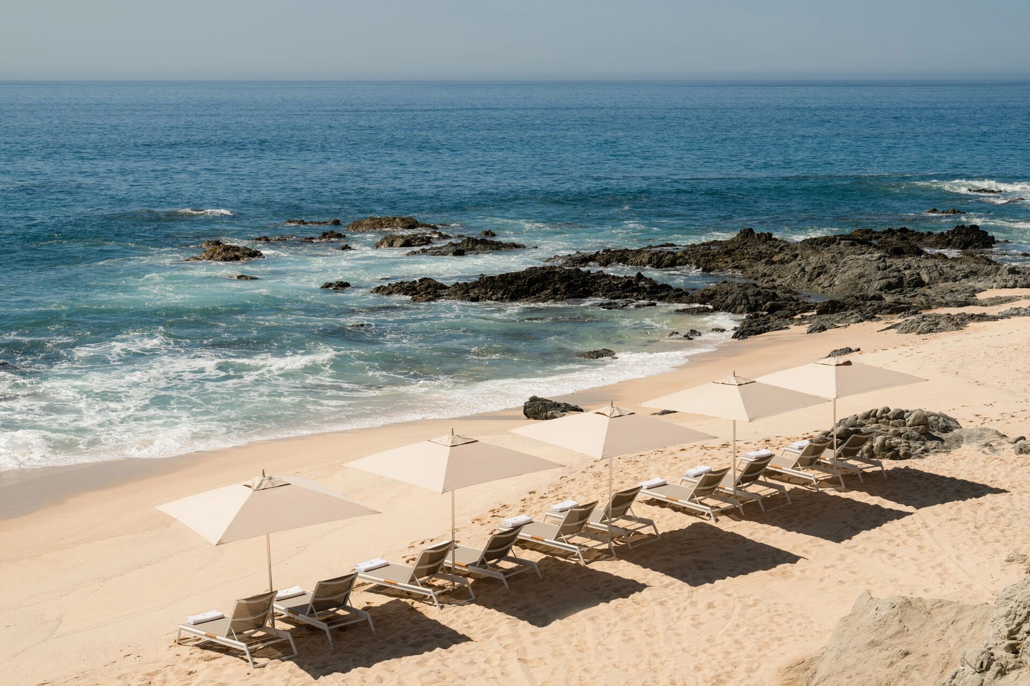 serviço de praia - banho de sol - praia do resort