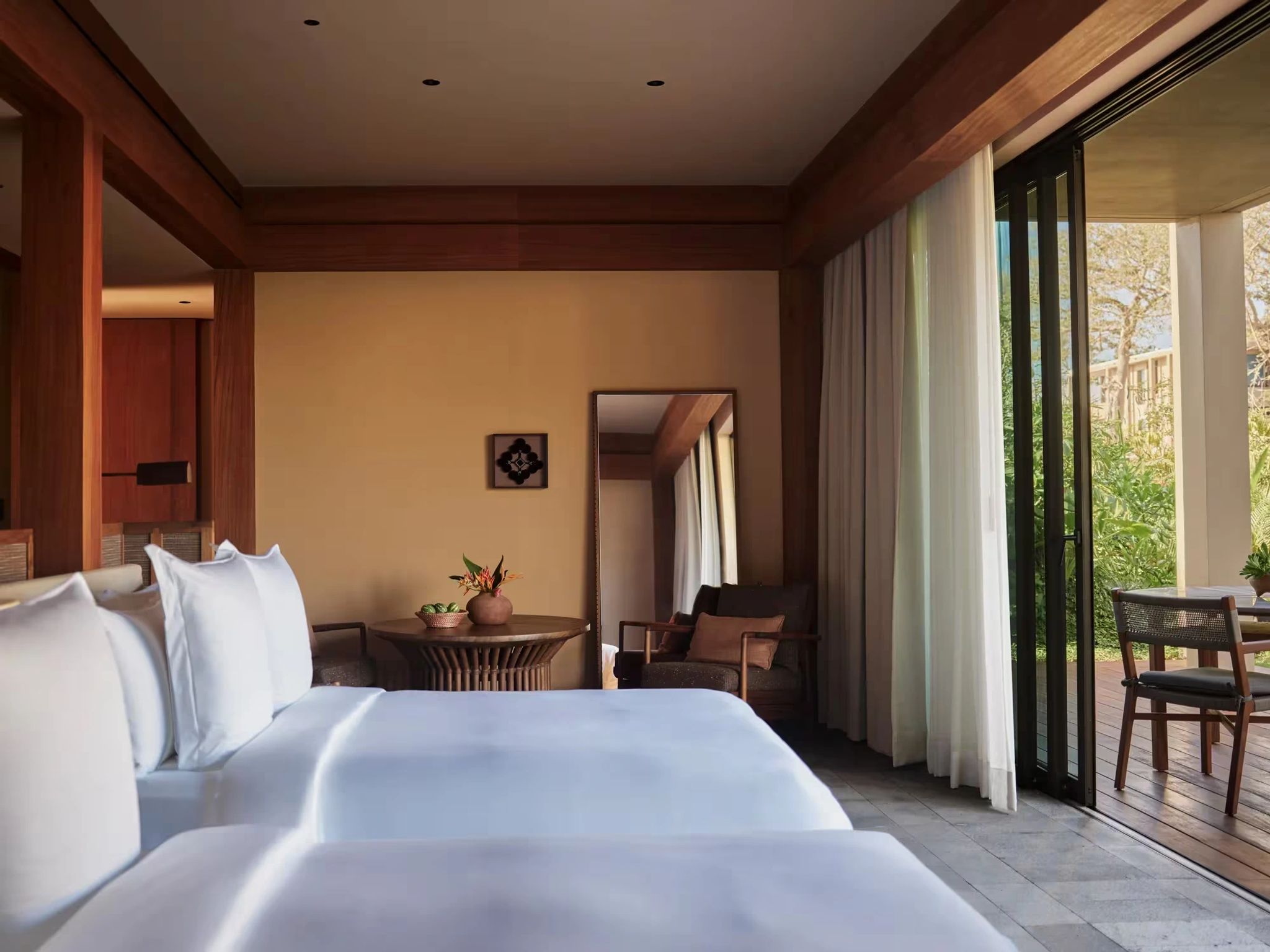 Flatland Two Bedroom Studio Suite cama king-size - suite com piscina - decoracao contemporanea