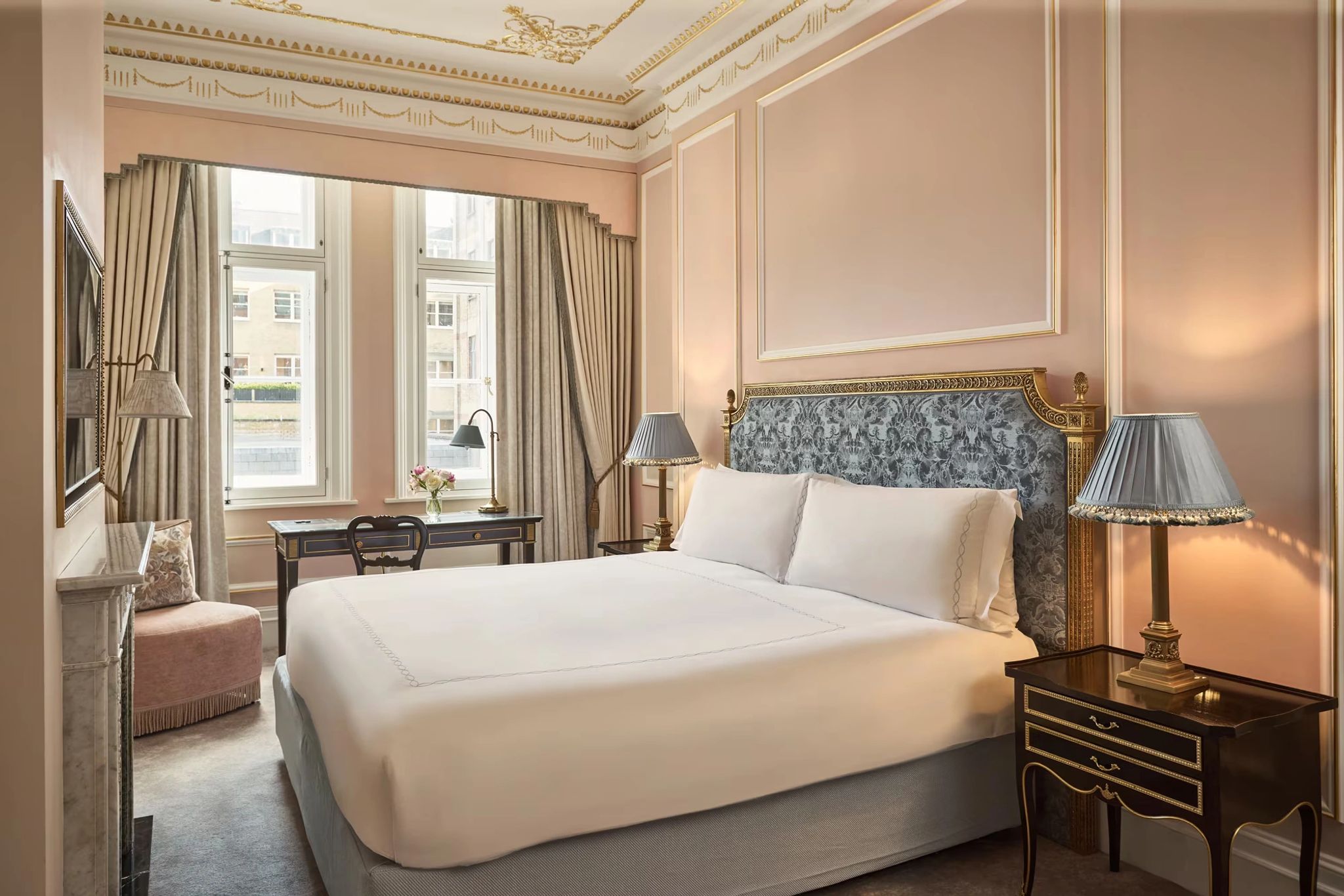 Two-Bedroom Mayfair Suite cama king - quarto casal - suite dois quartos