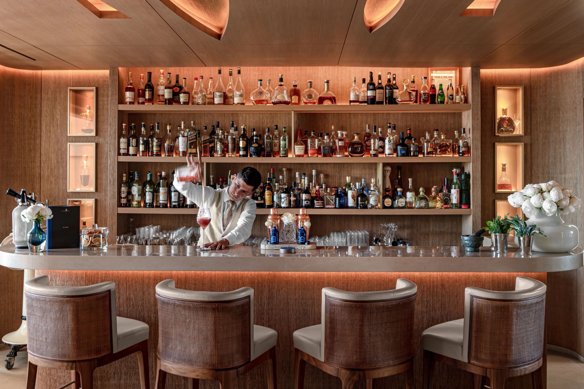 Le Bar  bar de luxo – bar moderno – drinks gourmet - bebidas preimum