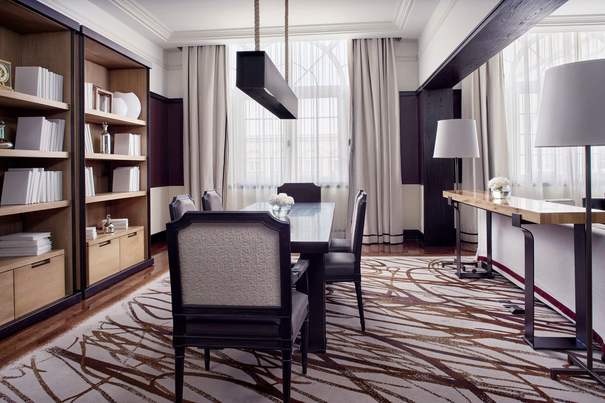 Ambassador Suite sala de jantar - suite espaçosa - signature suite