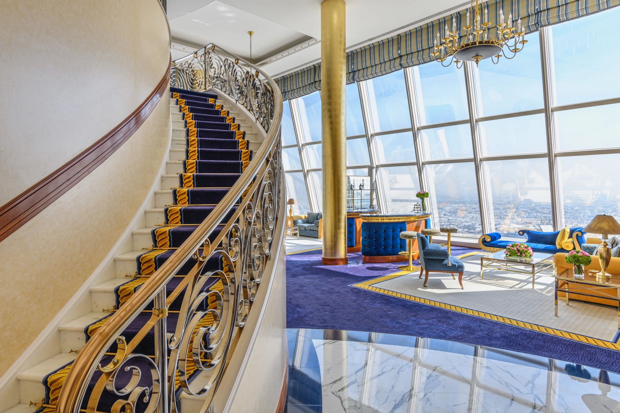 suite com dois andares - suite espaçosa - suite de luxo dubai
