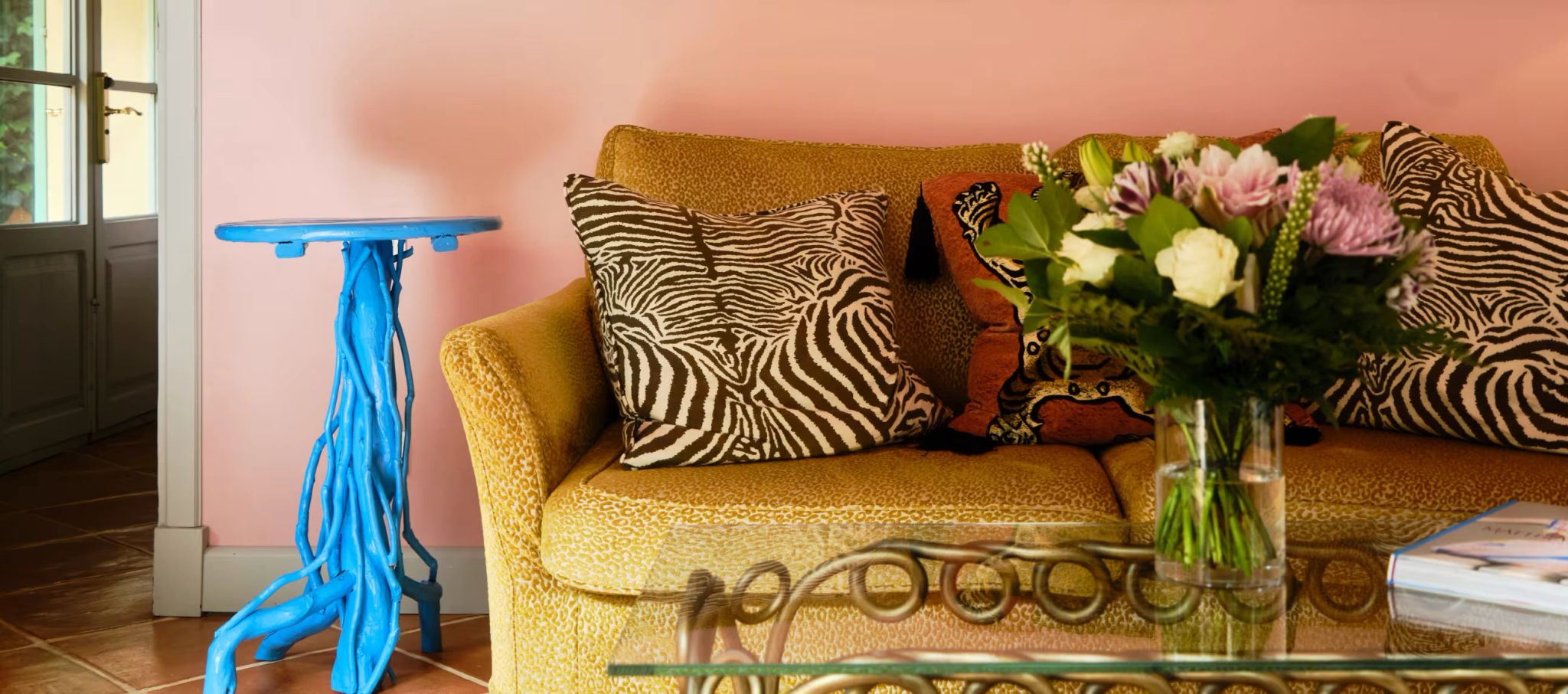decoracao artistica - quarto bem decorado - quarto sofa