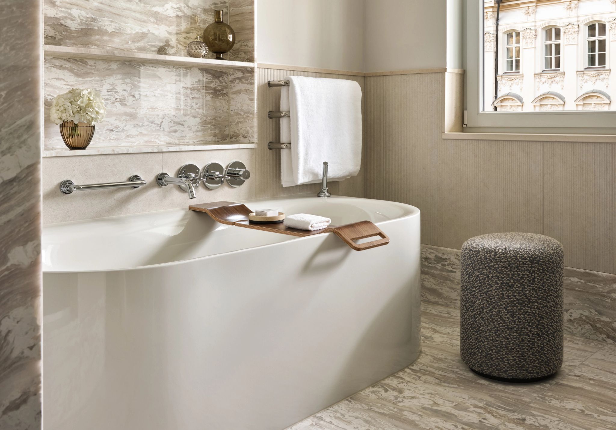 Deluxe Suite banho de banheira - banheira de imersao - banho premium