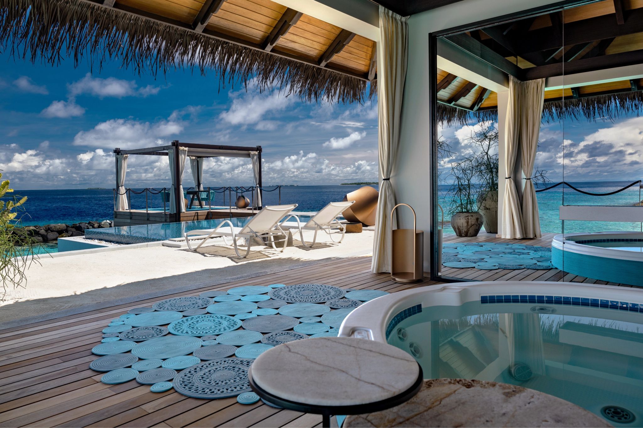 jacuzzi privativa – vista mar maldivas – area de lazer