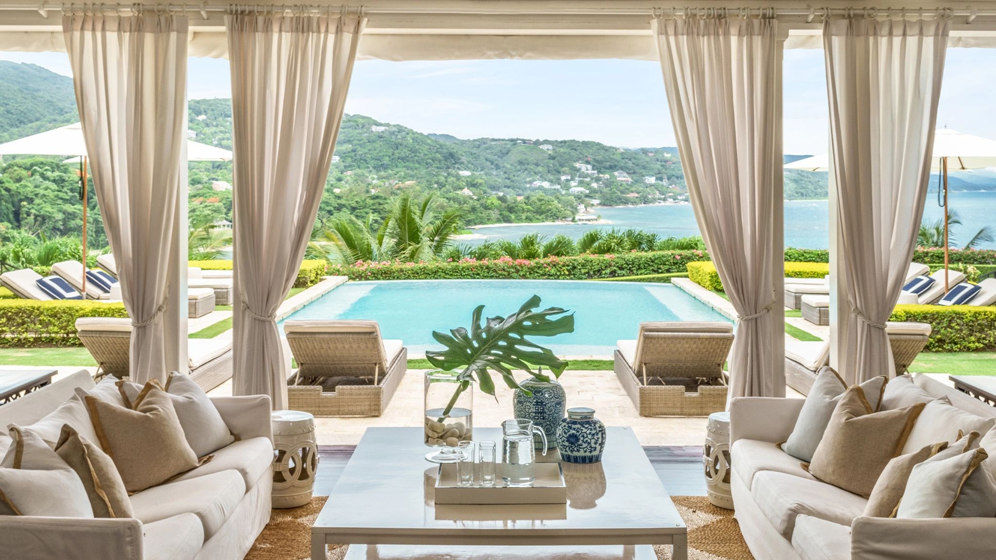 Estate Villa sala de estar - sala beira piscina - decoraçao moderna