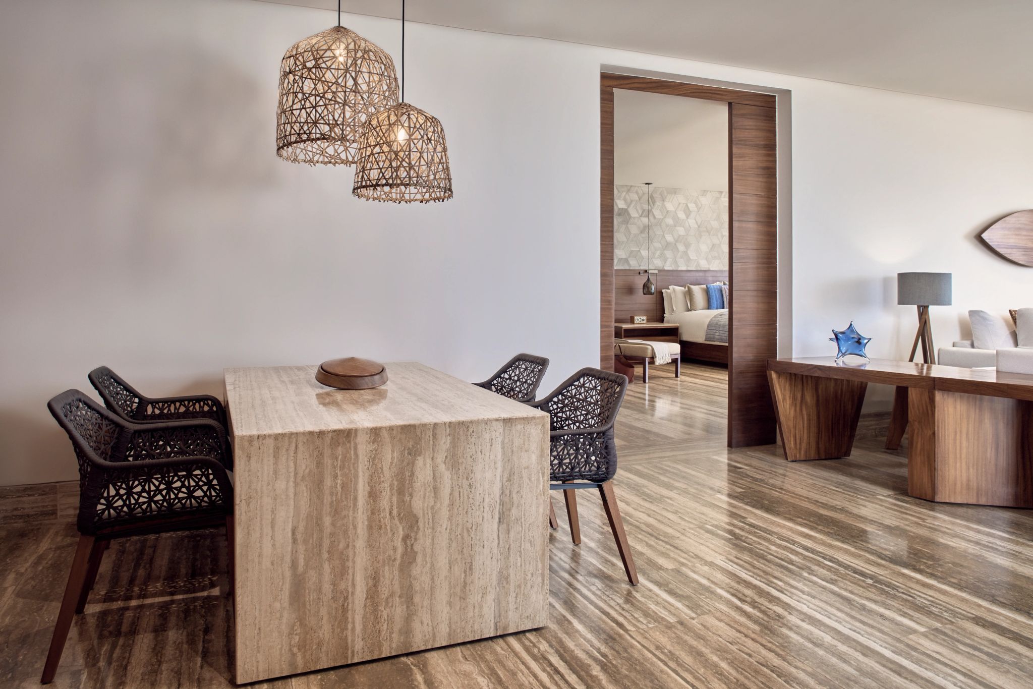 Cortes Beachfront One Bedroom Suite King Upper floor Plunge Pool Terrace mesa de jantar - area gourmet - decoraçao rustica - detalhe artesanal