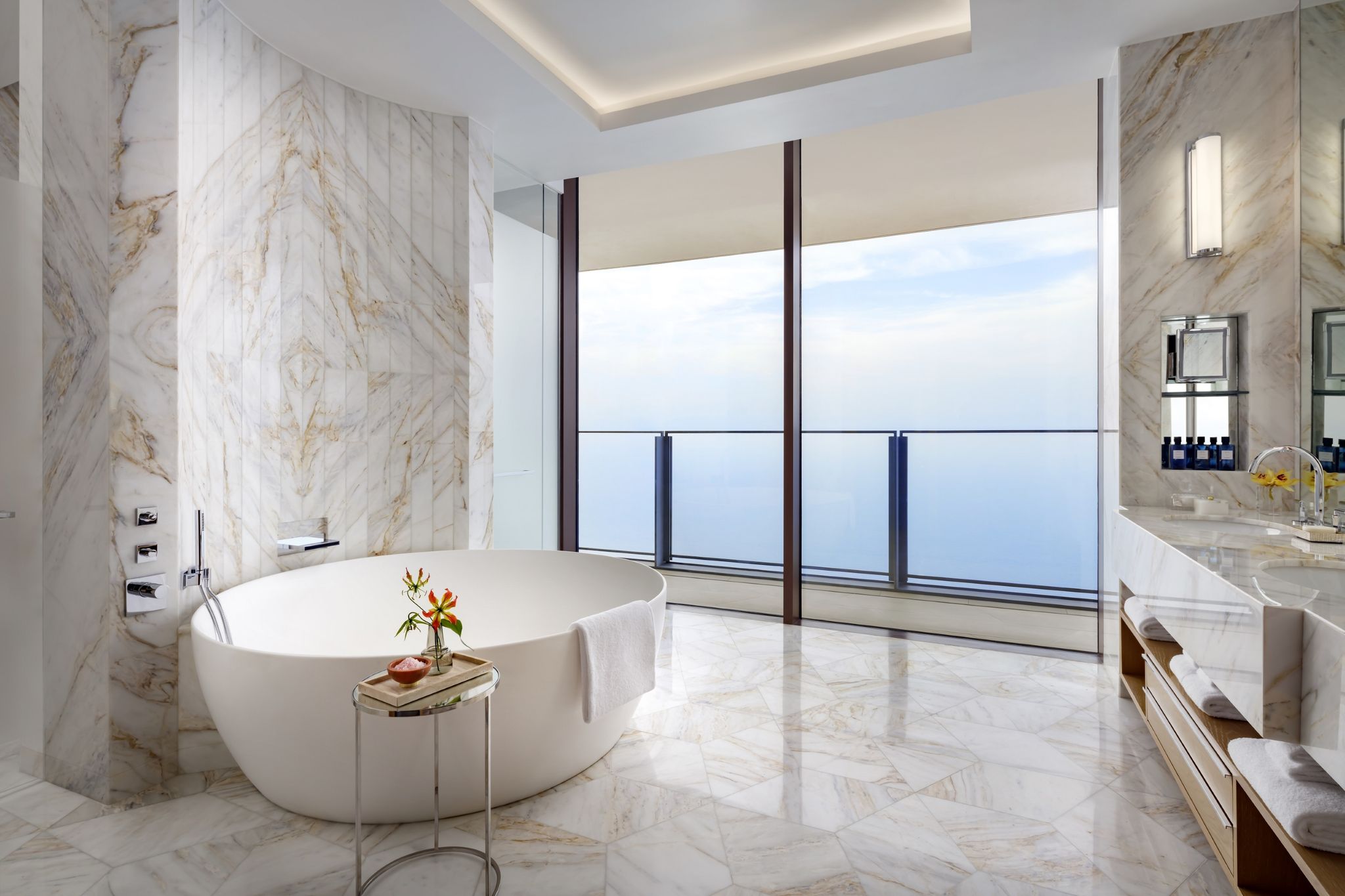 banheiro com vista – banheira de luxo – banheiro penthouse