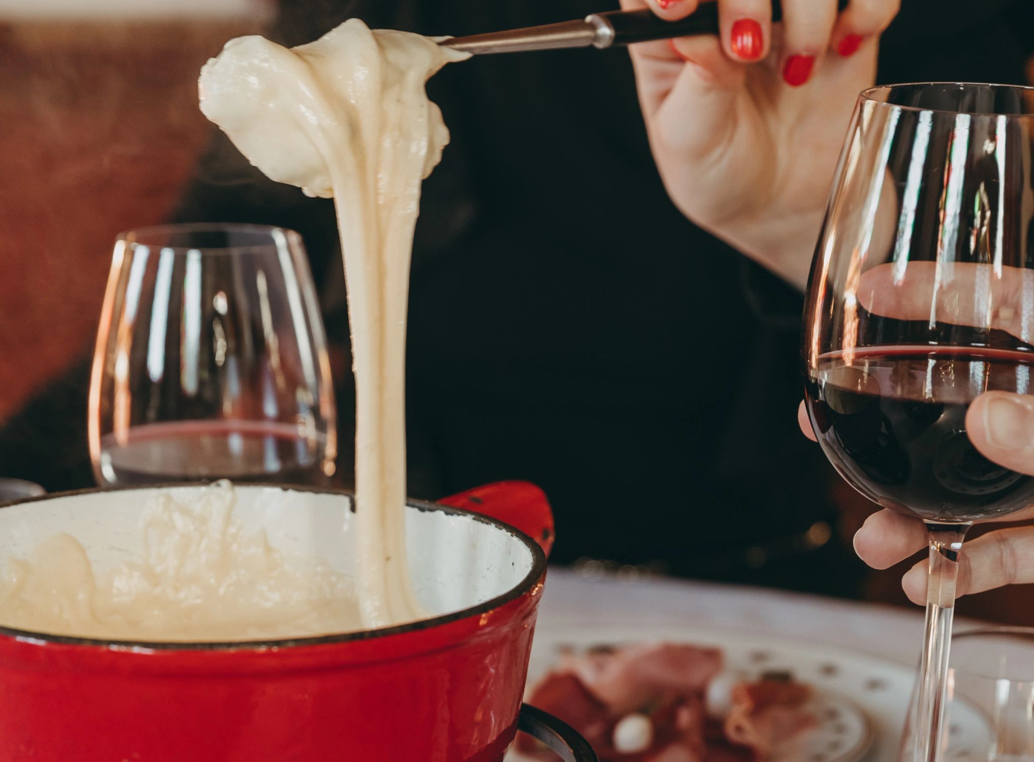 fondue – culinaria suiça - fondue de queijo 