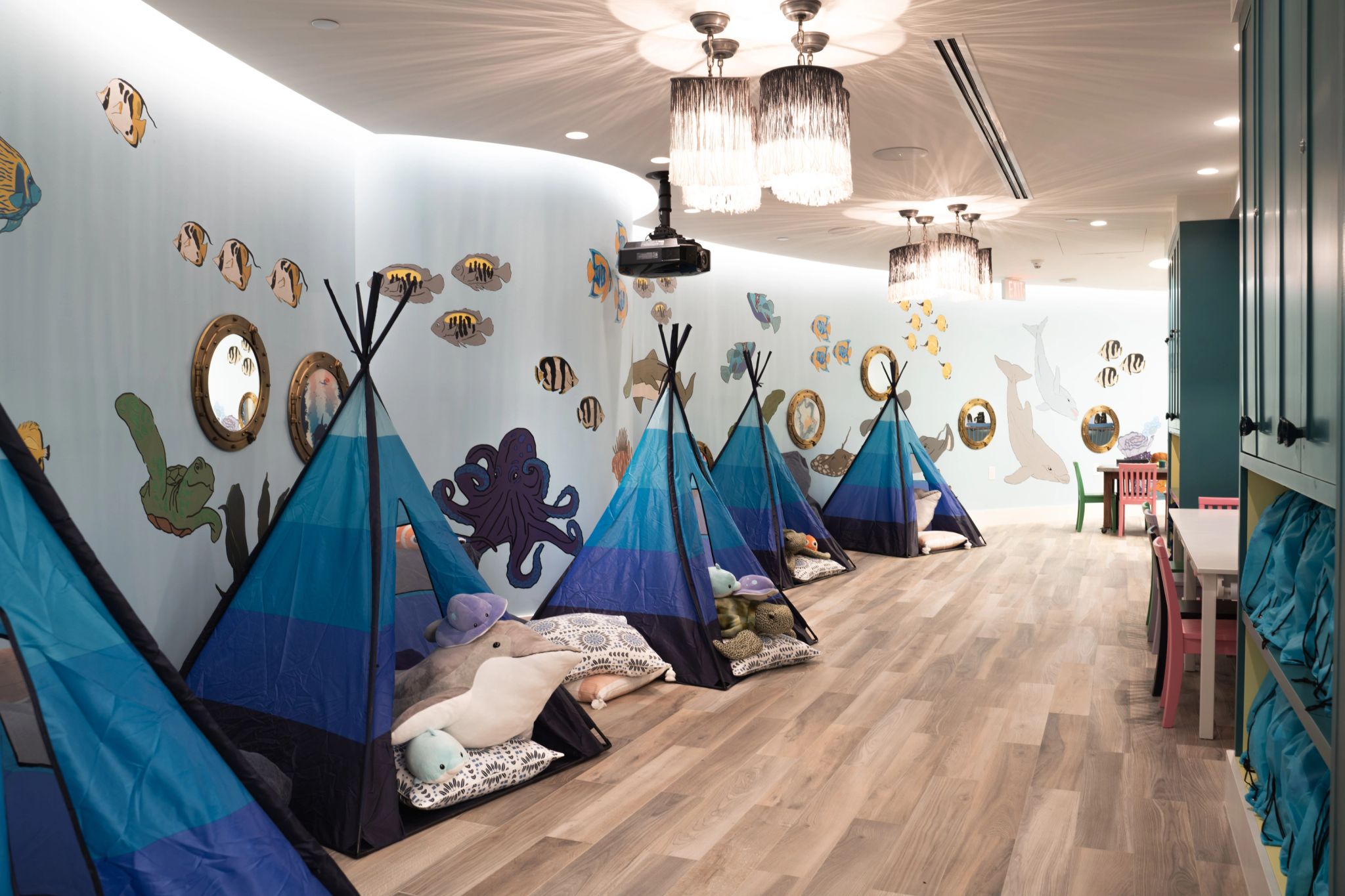 espaço kids – kids club – atividades para crianças - hotel com kids club - brincadeiras para crianças