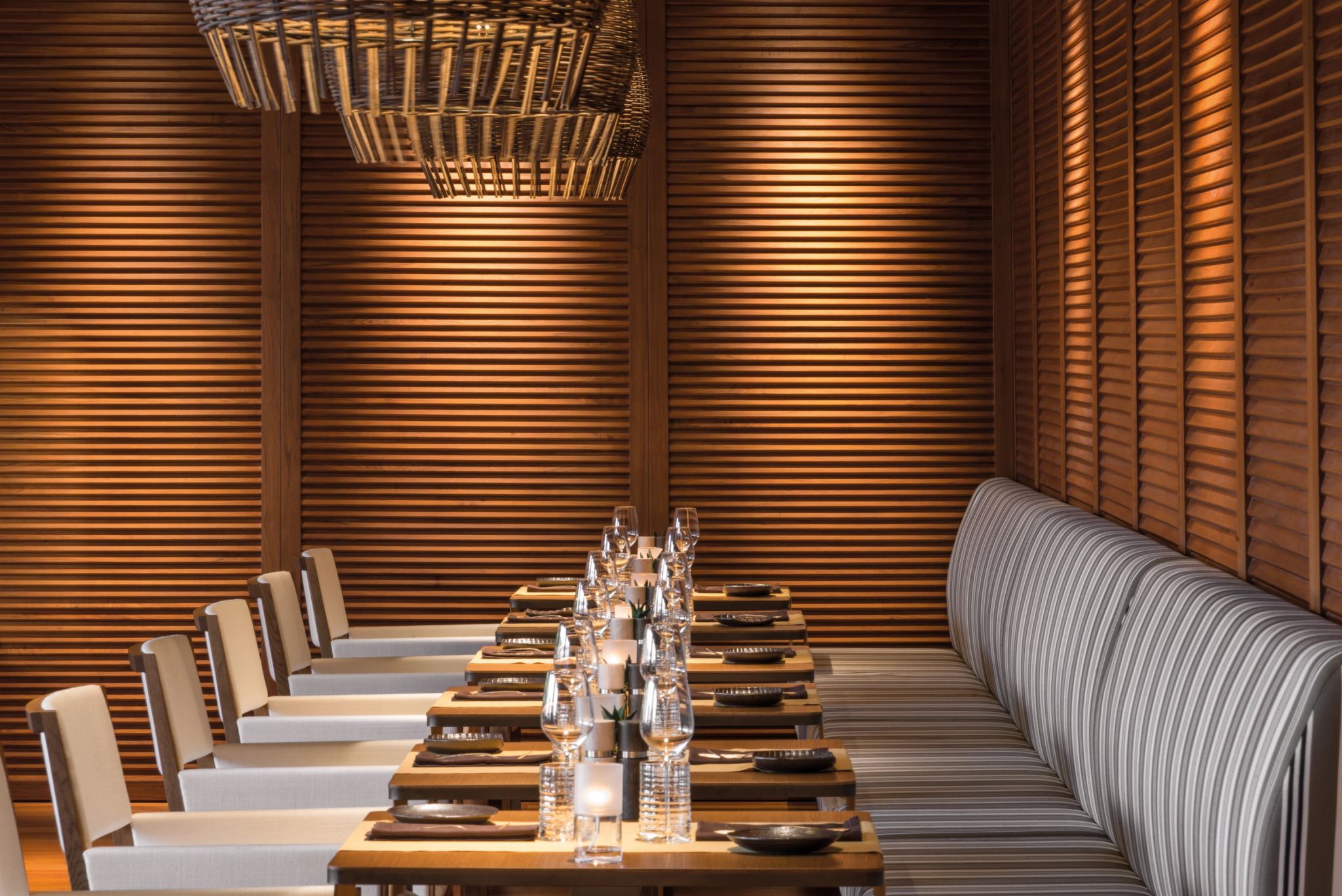 salao elegante bulgari - refeicao exclusiva - ambiente refinado