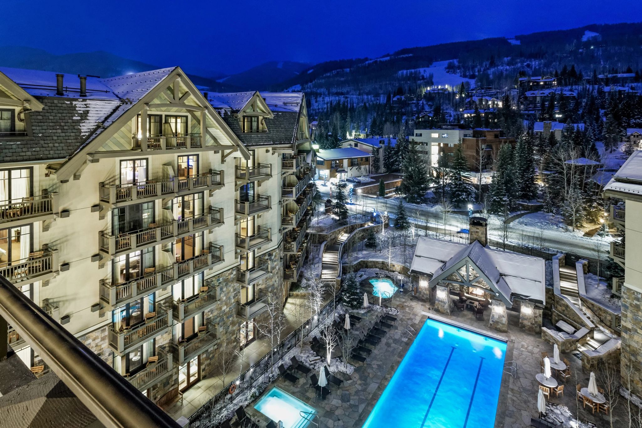 piscina four season resort vail