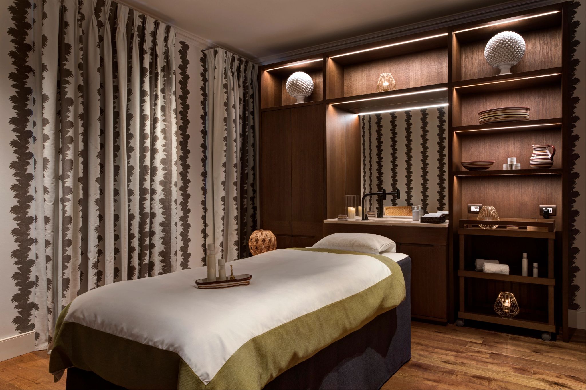 massagem relaxante – tratamentos de spa - terpaias de cura - sala de tratamento