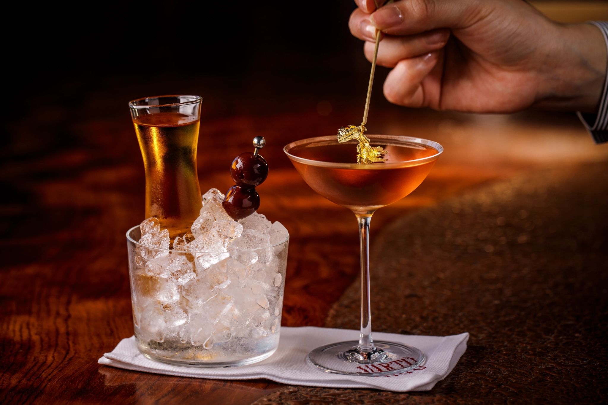 Bebidas do Bar Virtù coqueteis personalizados - destilados finos - bar de luxo