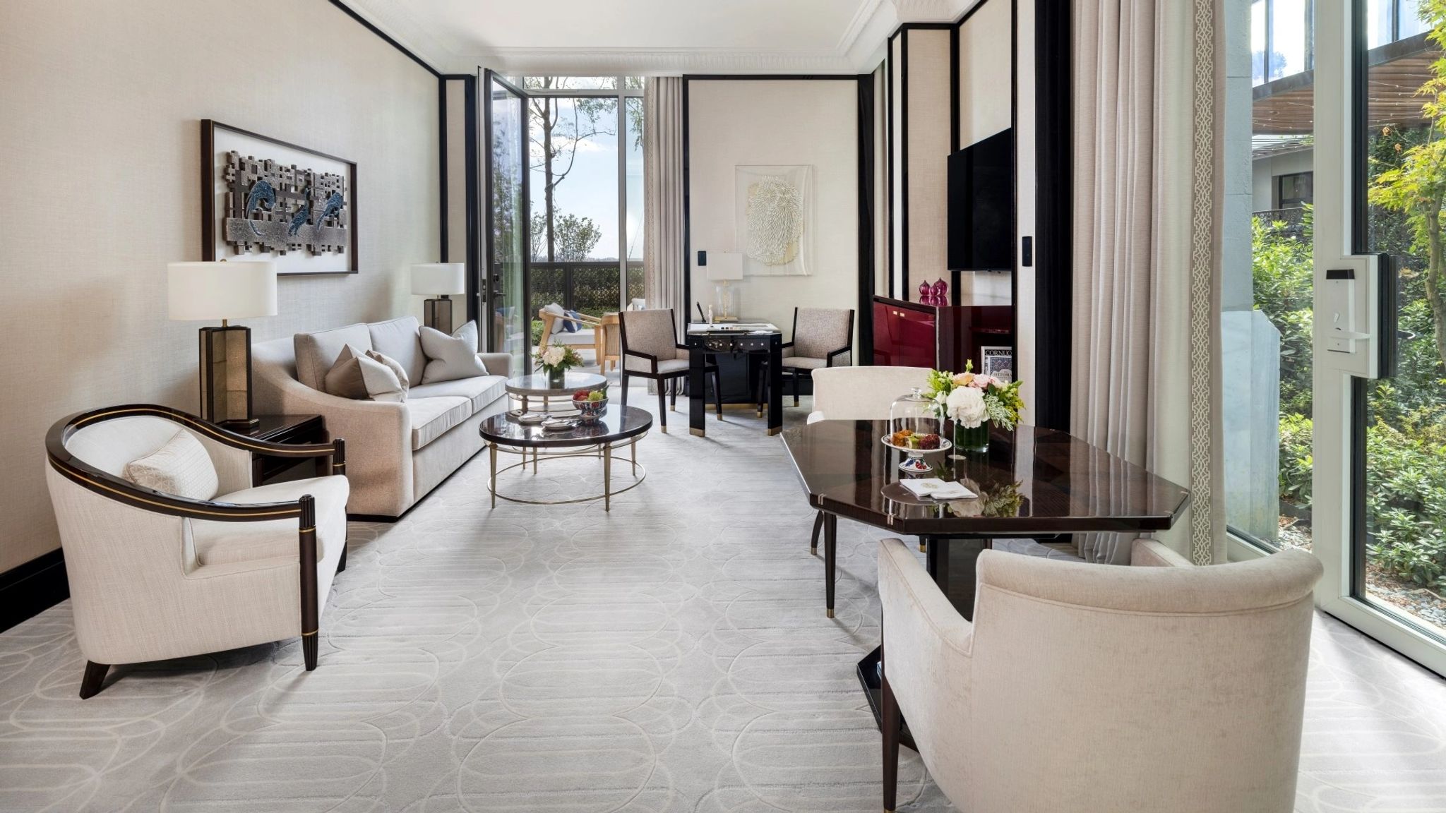 sala de estar - sala ampla - decoraçao de luxo - sala vista jardim