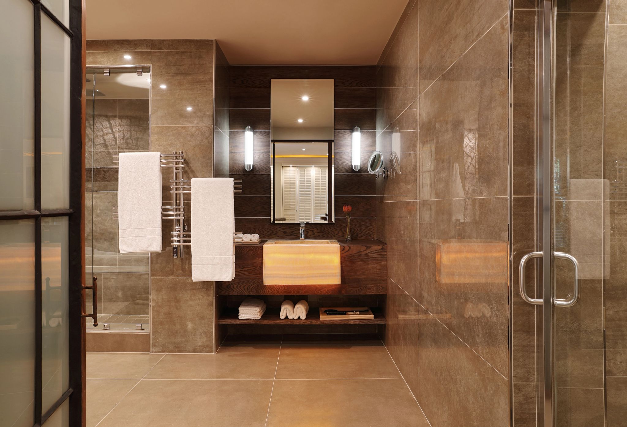 suite platinum - quarto nelson mandela - banheiro imenso