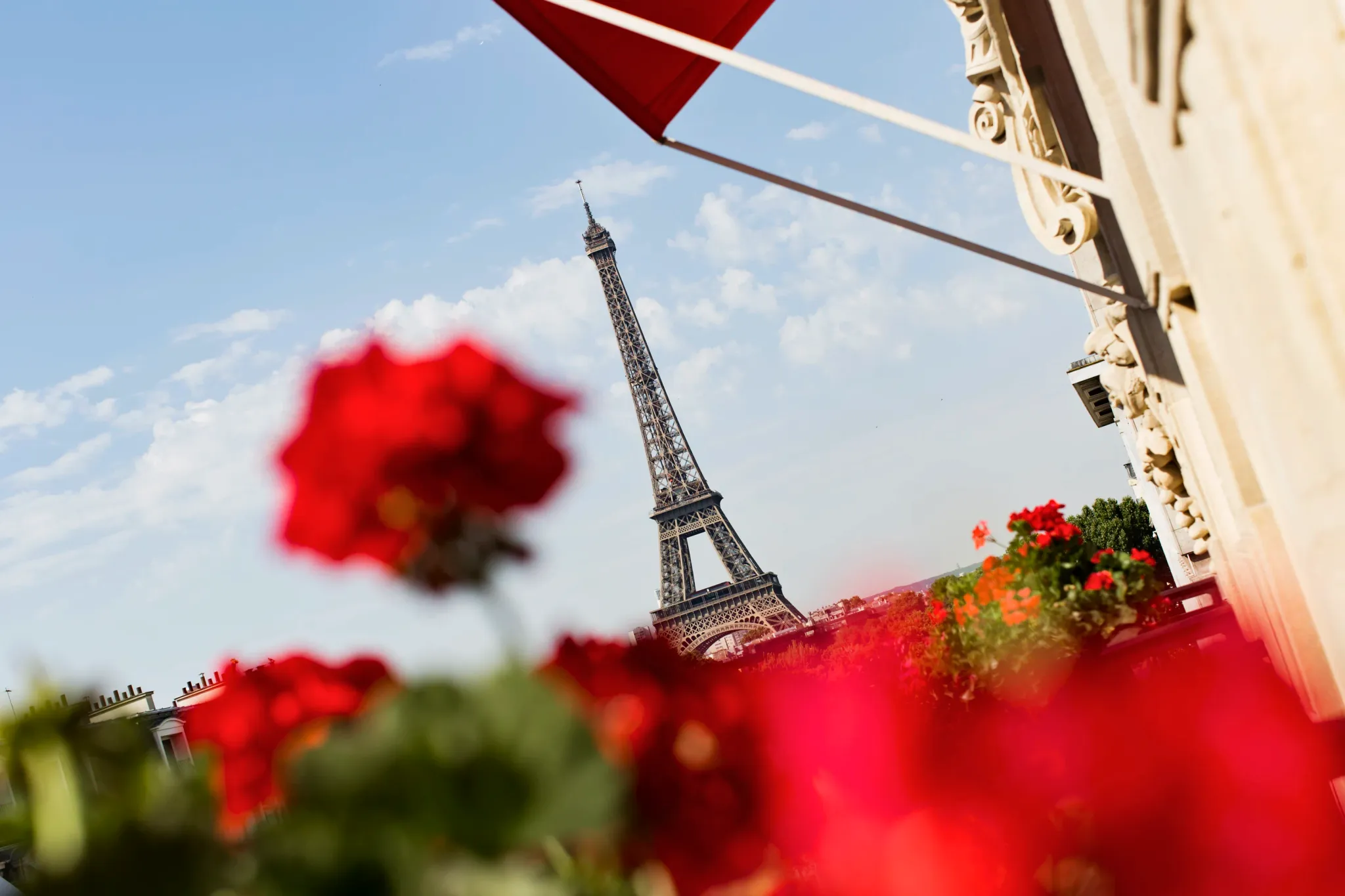 hotel plaza athenee-hotel palacio em paris-hotel de luxo