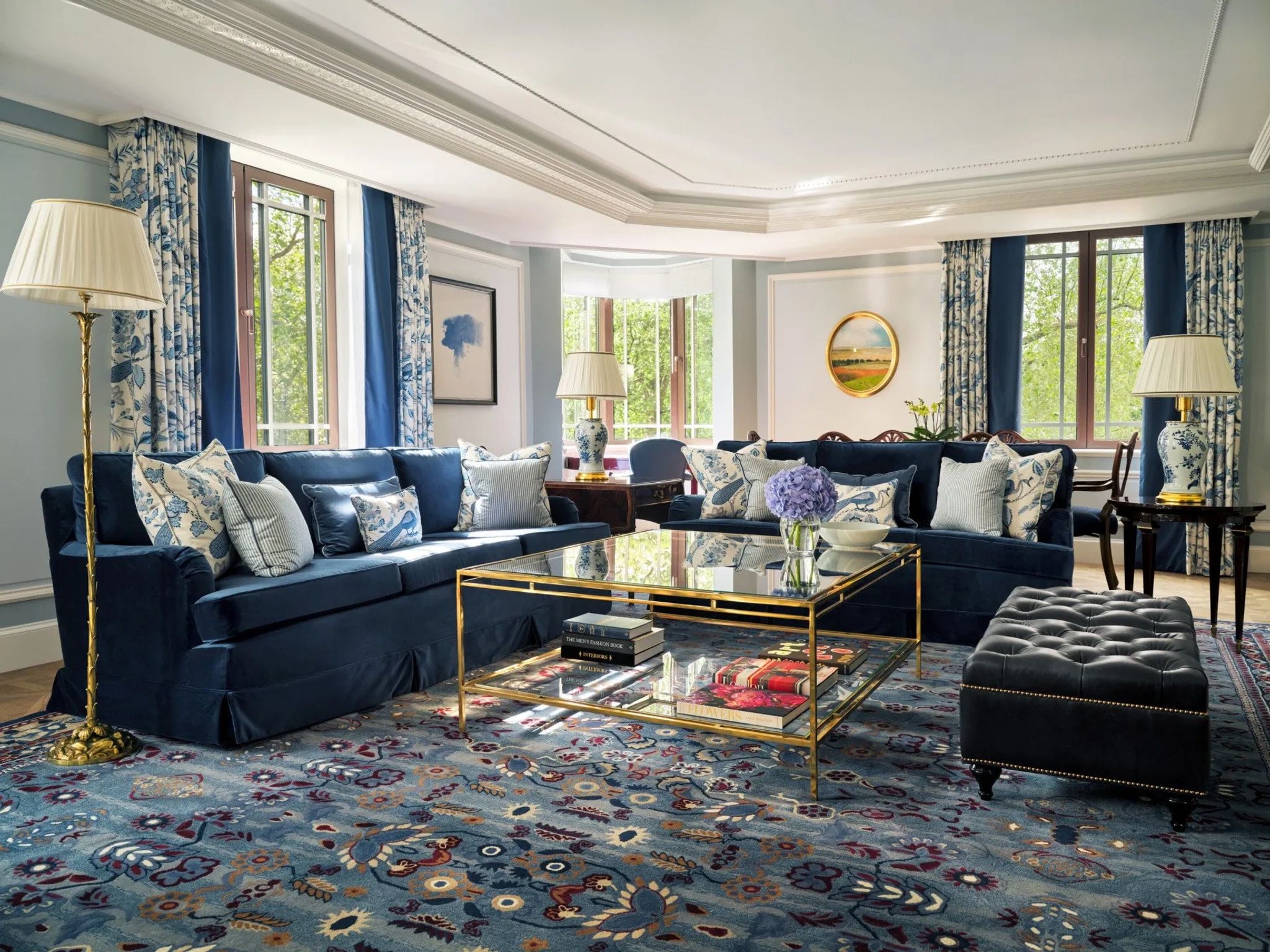 sala-estar-luxo - mobiliario-nobre - suite-dorchester