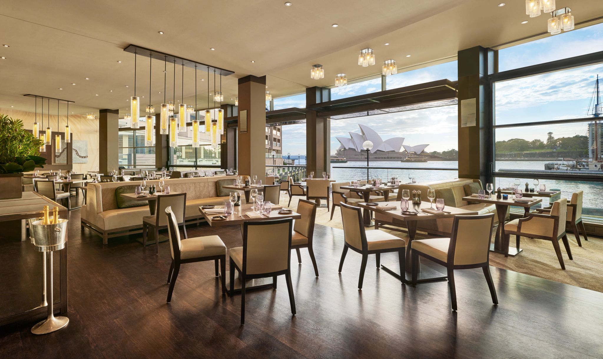 Restaurante jantar de luxo – gastronomia australiana – restaurante do hotel